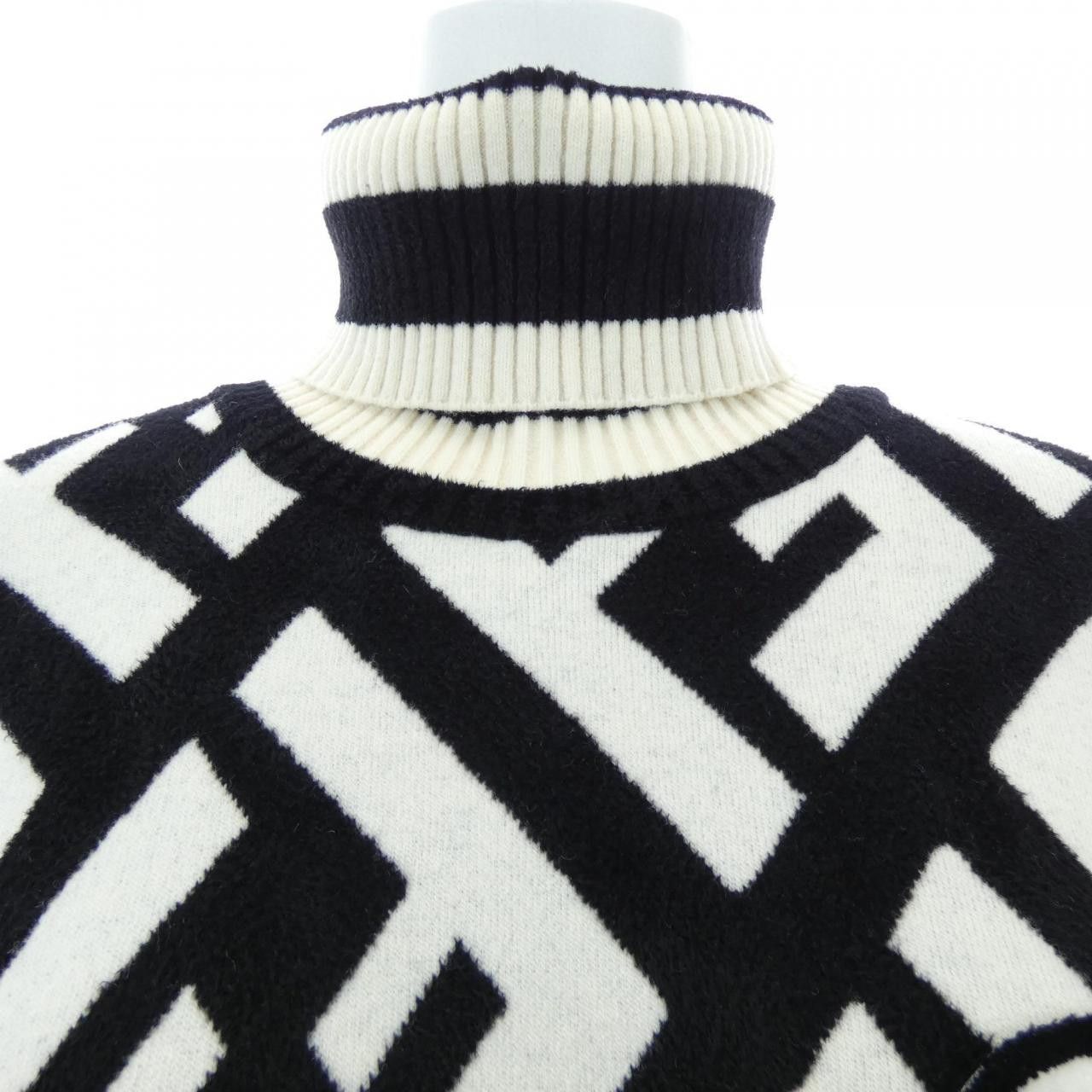 Fendi Fendi Fendi FF Motif Knitwear Textile Tops FZY639 A3PU DUTY FREE for USA Size ONE SIZE - 6 Thumbnail