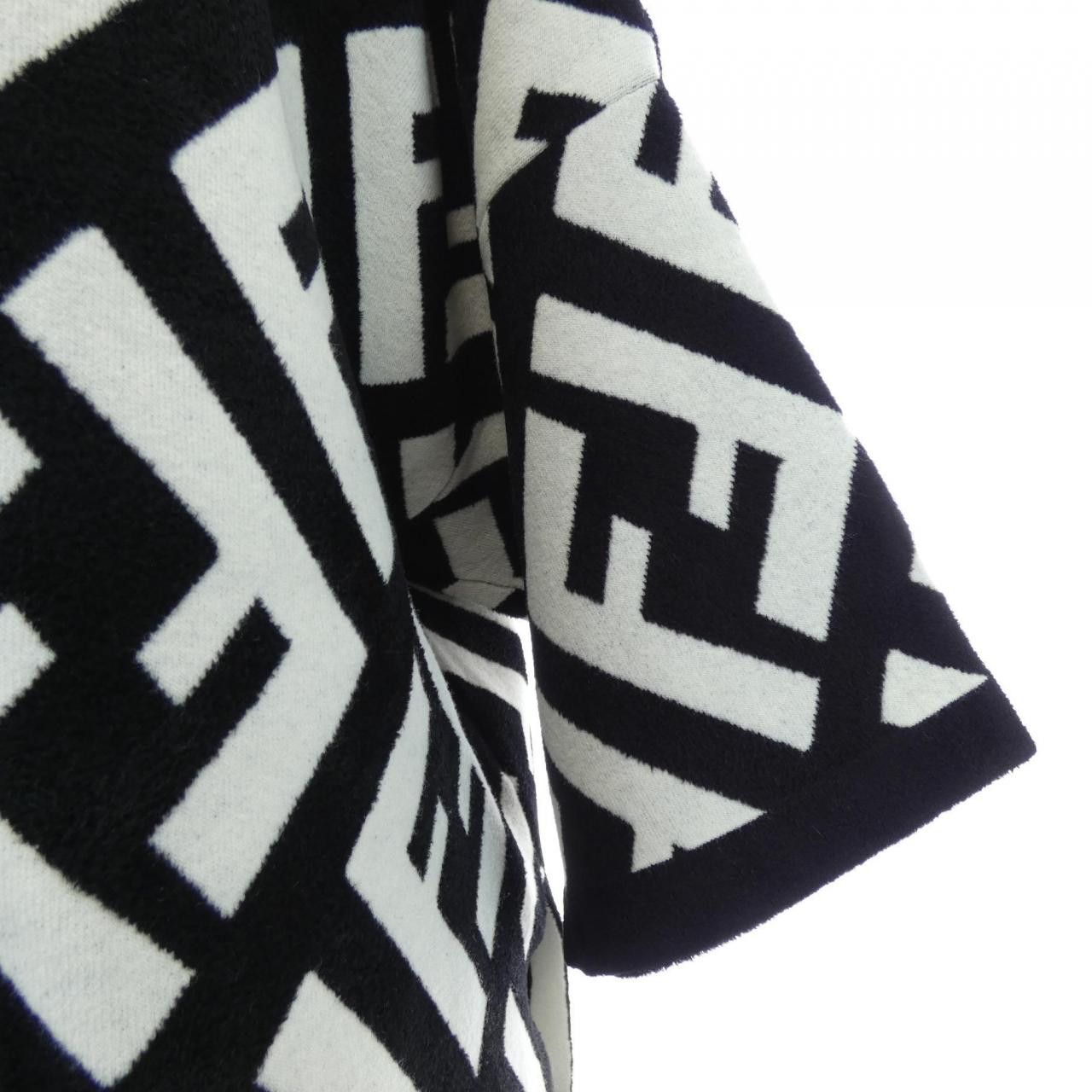 Fendi Fendi Fendi FF Motif Knitwear Textile Tops FZY639 A3PU DUTY FREE for USA Size ONE SIZE - 7 Thumbnail