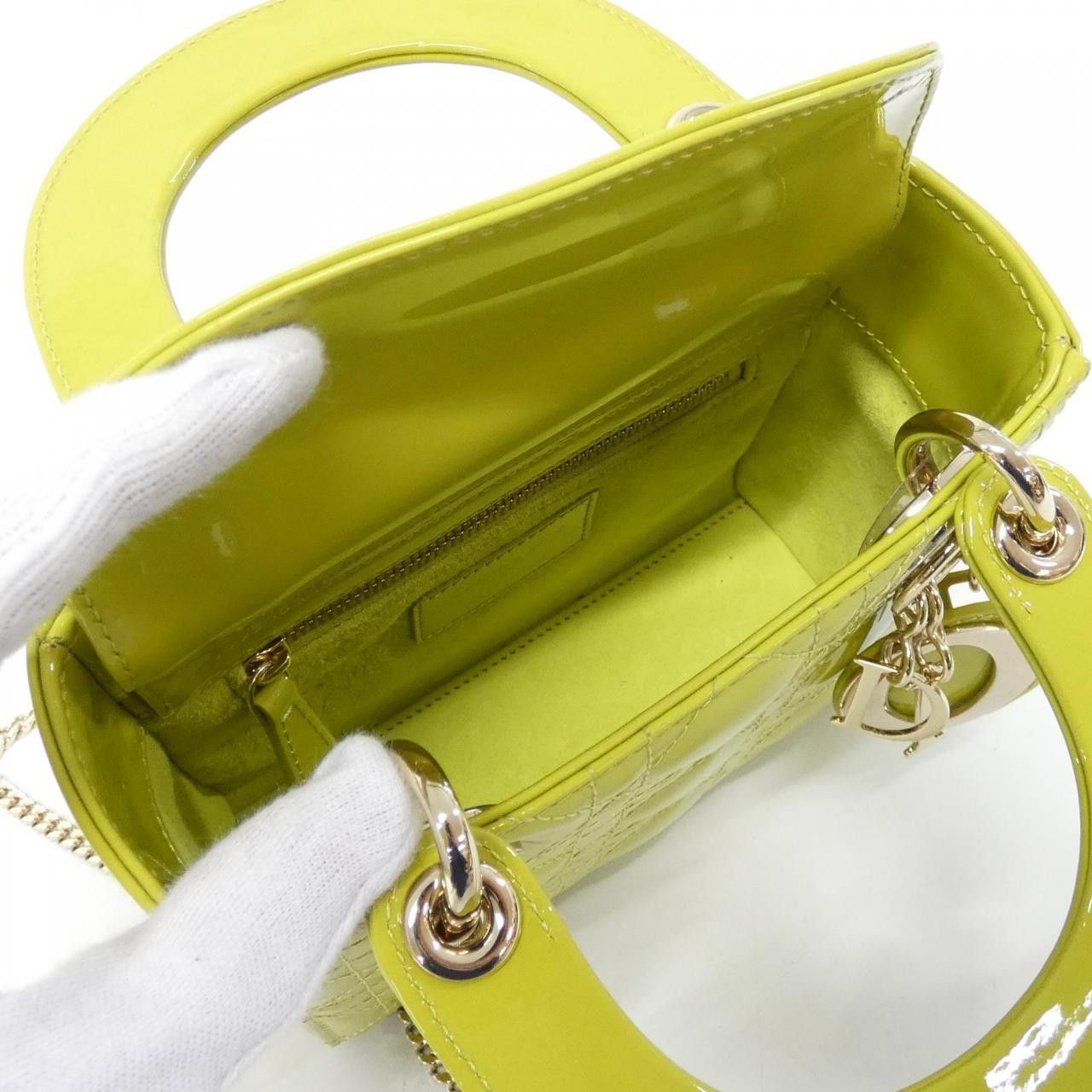 Dior Dior Christian Dior Lady Dior Patent Leather Handbag Plastic / Synthetic Handbag M0505OWCB DUTY FREE for USA Size ONE SIZE - 6 Thumbnail