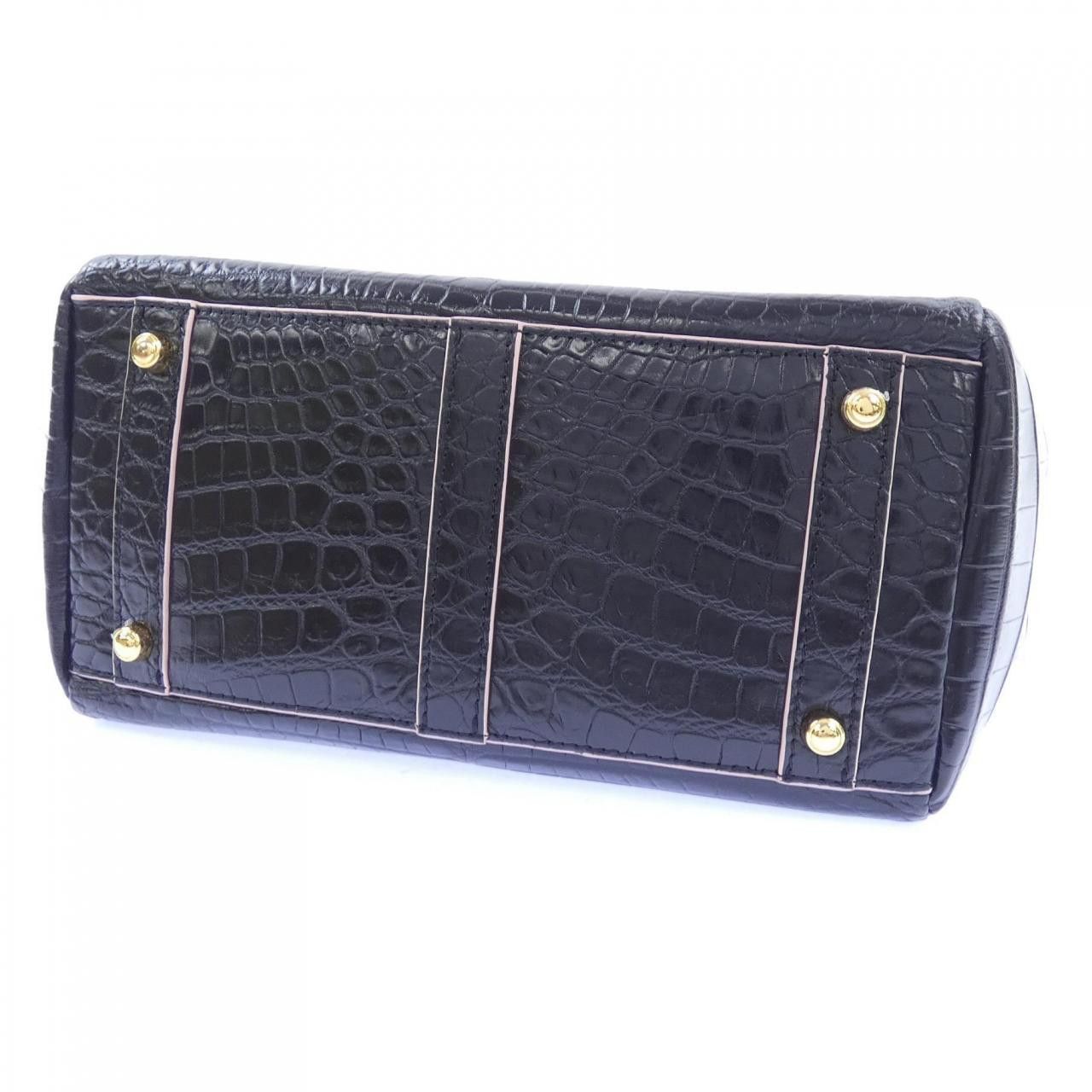 Other Other Crocodile Handbag Leather Handbag DUTY FREE for USA Size ONE SIZE - 4 Thumbnail