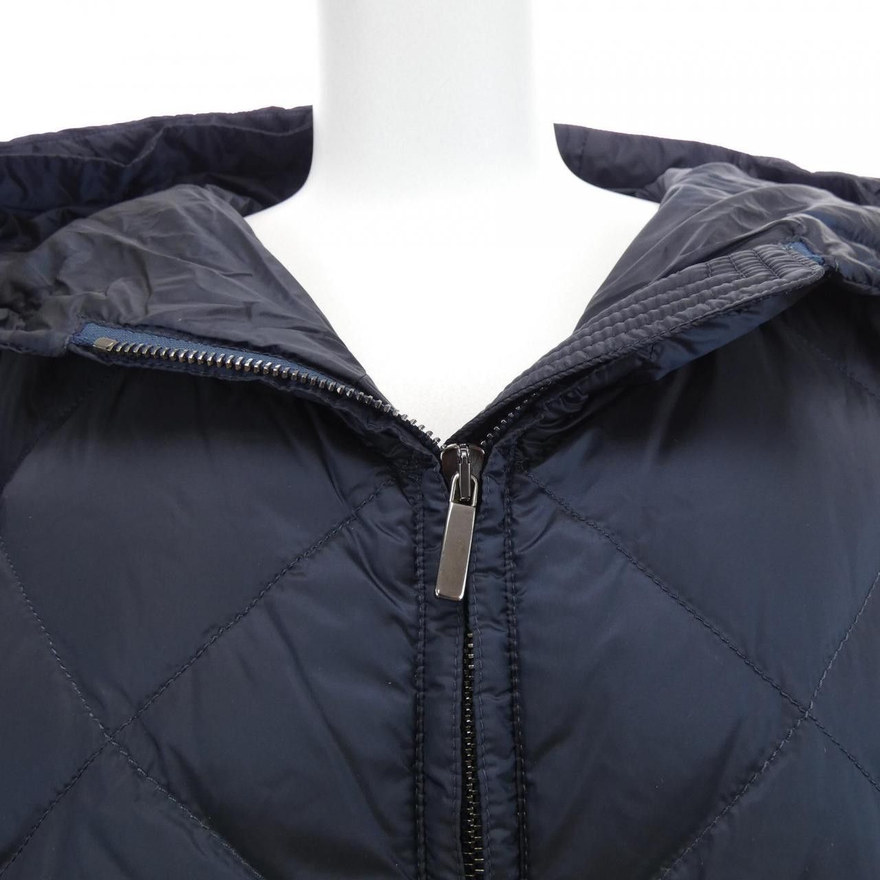 Max Mara Max Mara Max Mara TREMAN Down Vest Textile Outerwear 973604 DUTY FREE for USA Size ONE SIZE - 5 Thumbnail
