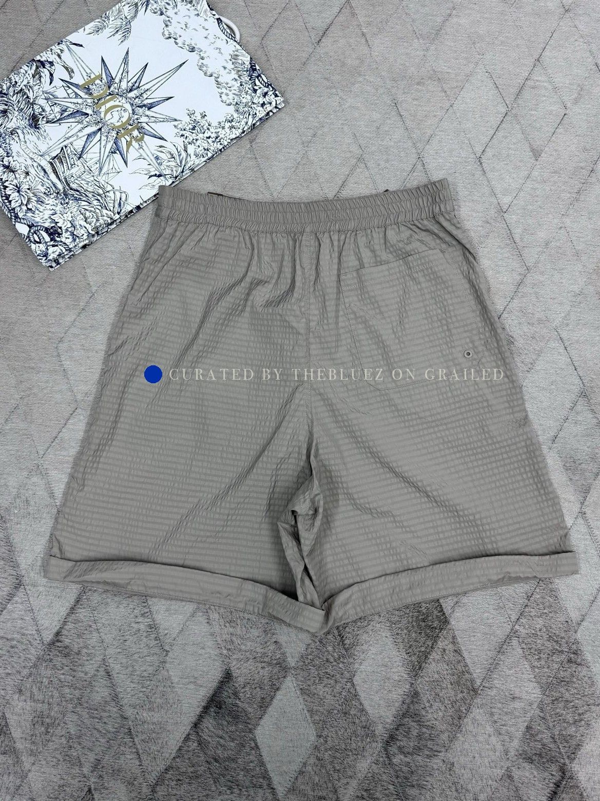 Dior Textured Beige Shorts in Size 36 Size US 36 / EU 52 - 2 Thumbnail