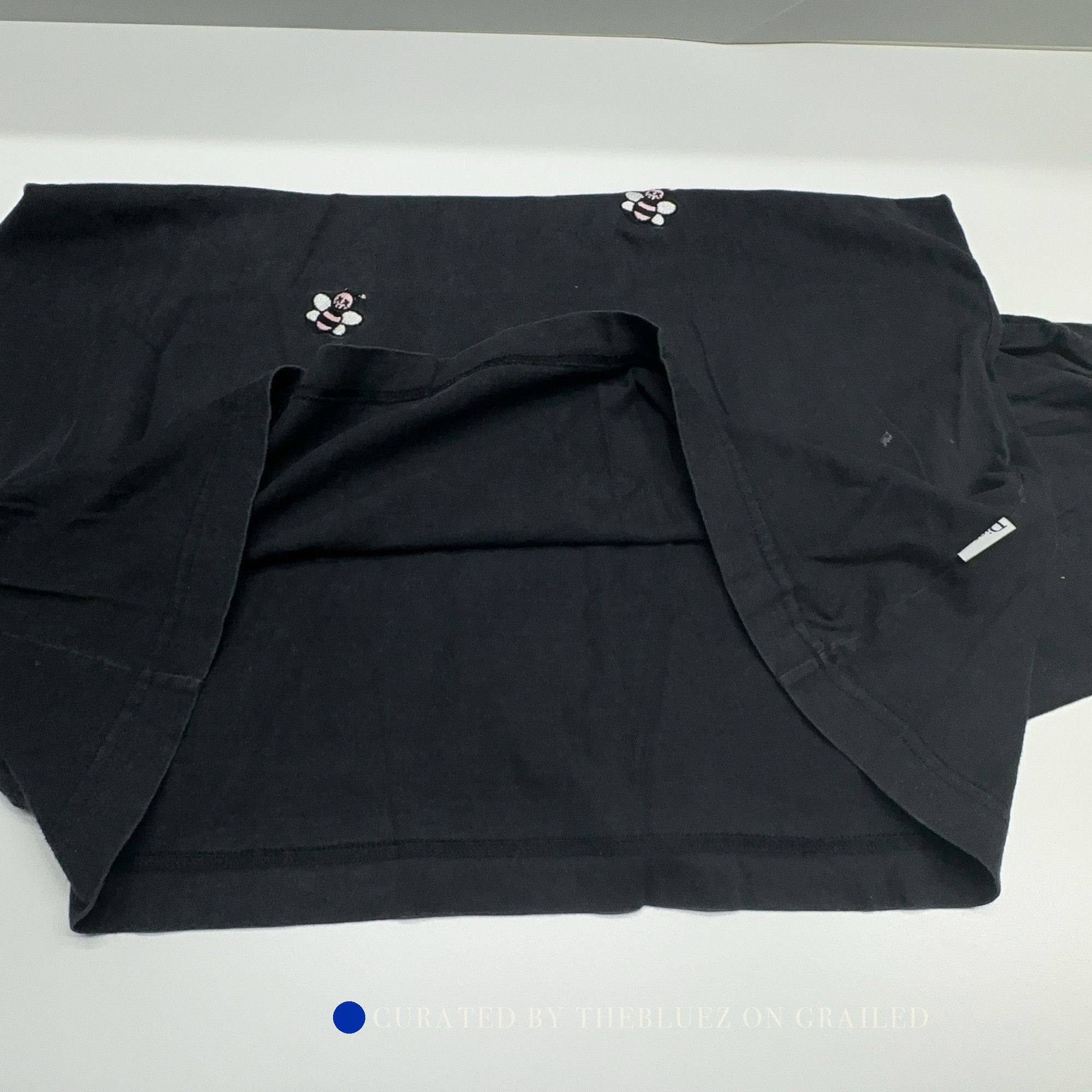 Dior KAWS Collaboration Bee Embroidery Tee Size US S / EU 44-46 / 1 - 10 Thumbnail
