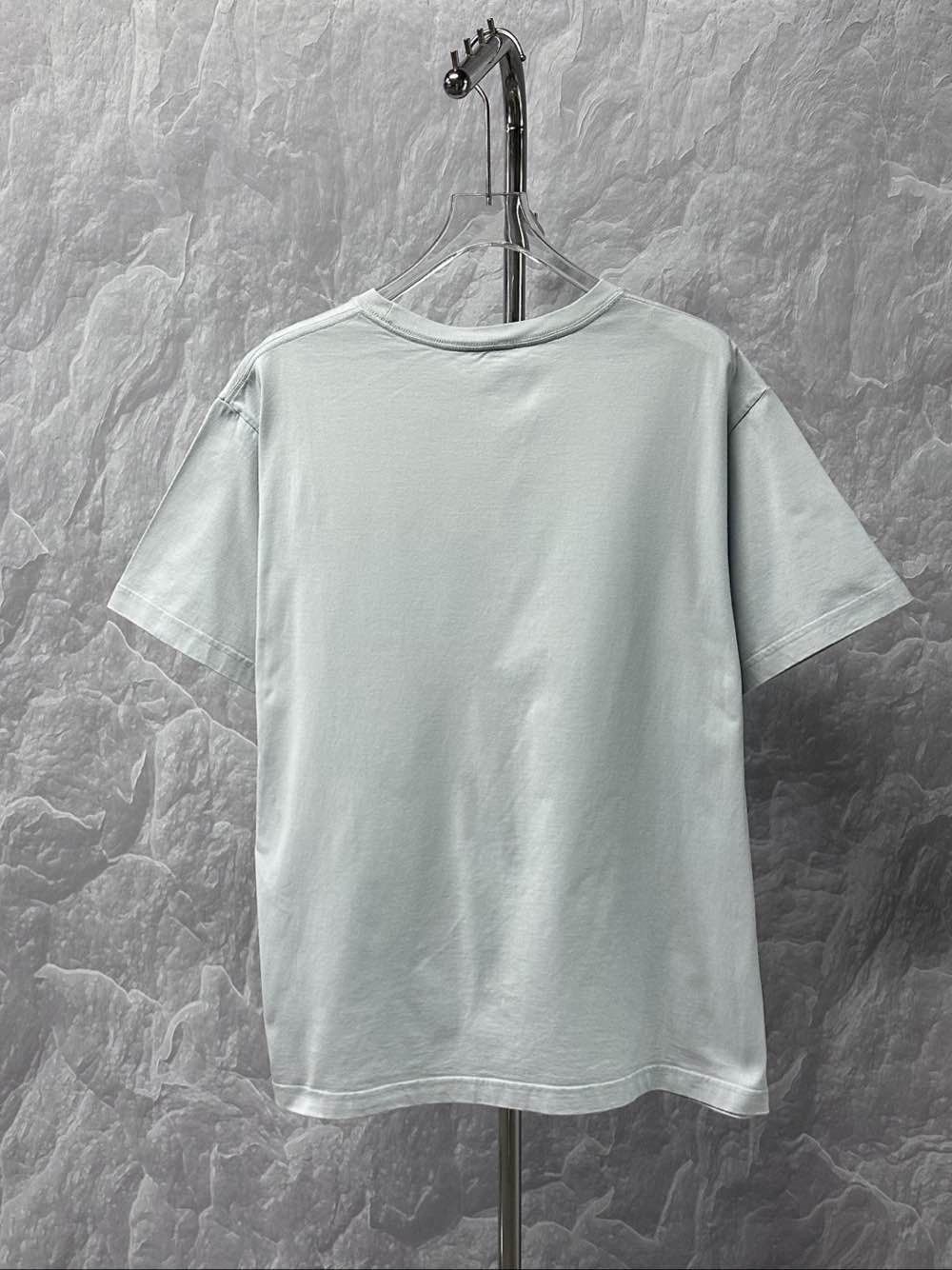 Dior Heart Logo Embroidered T-Shirt in White Size US XXL / EU 58 / 5 - 2 Thumbnail