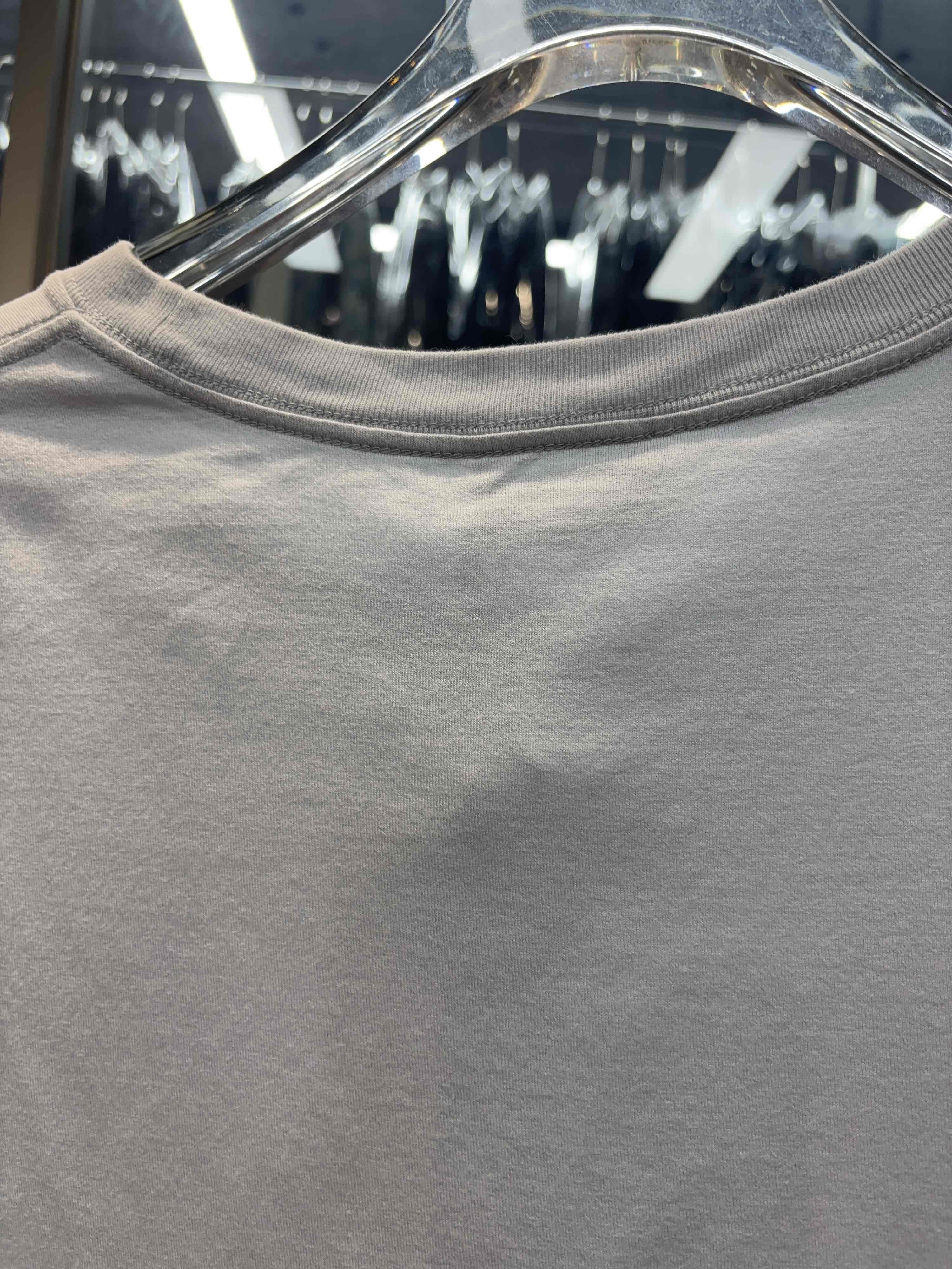 Dior Heart Logo Embroidered T-Shirt in White Size US XXL / EU 58 / 5 - 9 Thumbnail