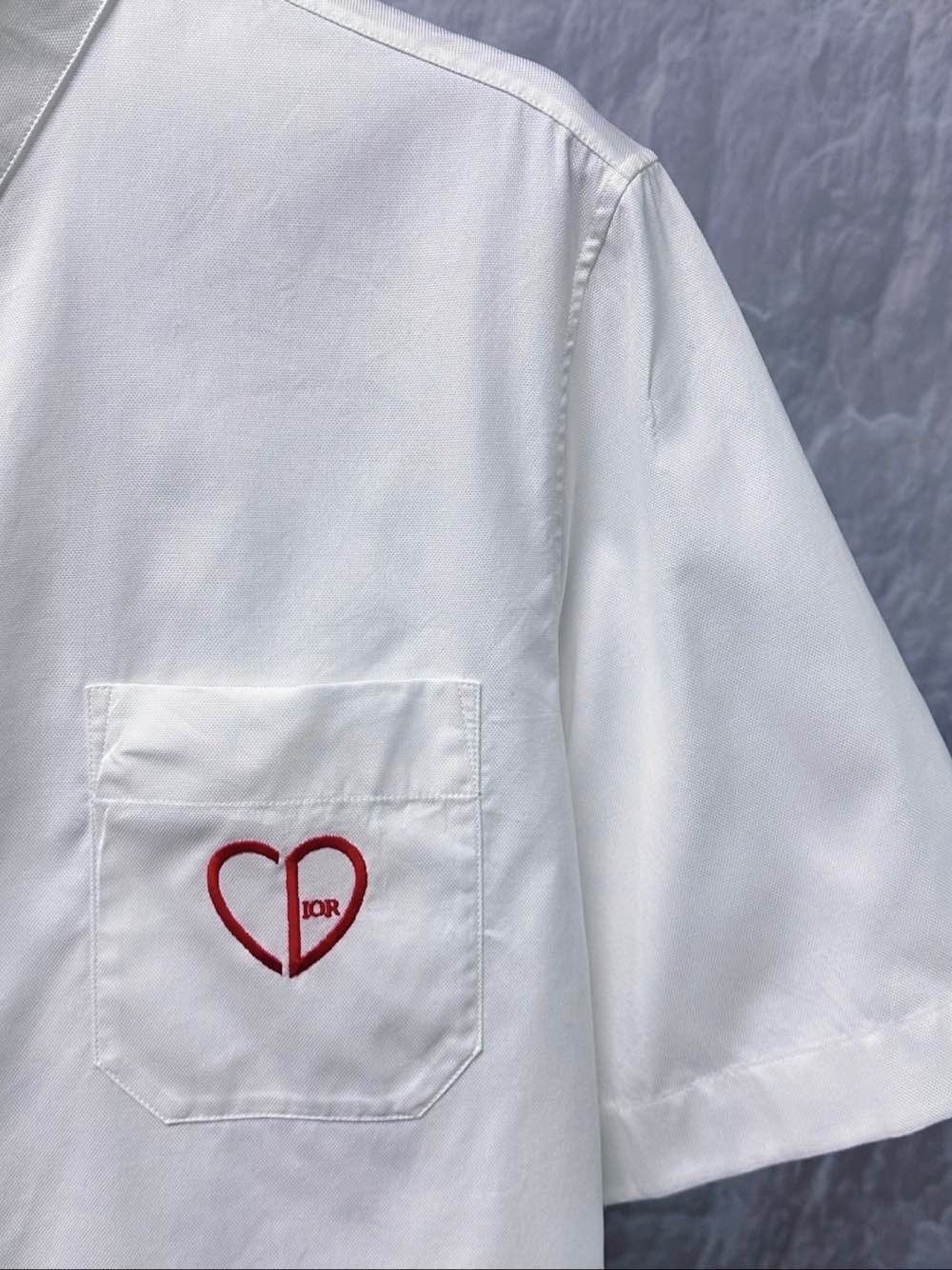 Dior Heart Logo Embroidered White Shirt Size US M / EU 48-50 / 2 - 6 Thumbnail