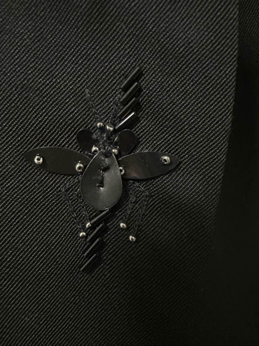 Dior Elegant Black Bee Embroidered Blazer Size US M / EU 48-50 / 2 - 5 Thumbnail
