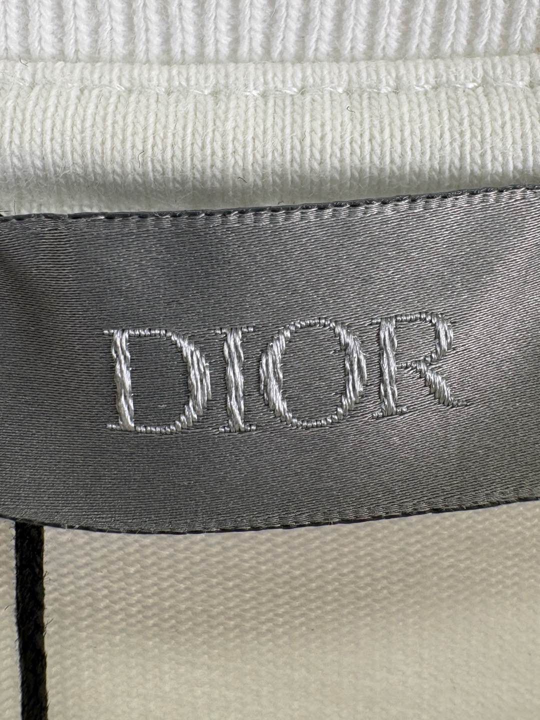 Dior Logo T-Shirt in White, Size M Size US M / EU 48-50 / 2 - 3 Thumbnail