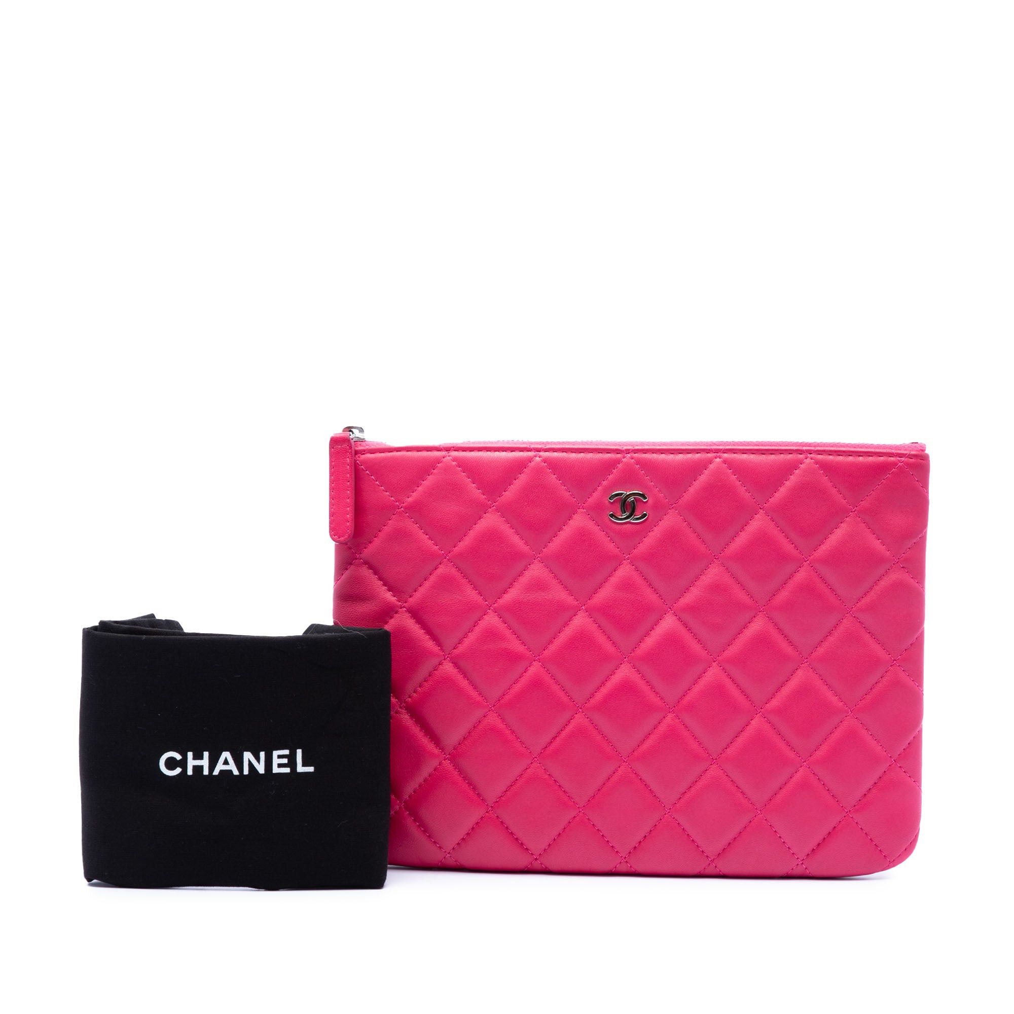 Chanel Small Quilted Lambskin O Case Clutch Size ONE SIZE - 7 Thumbnail