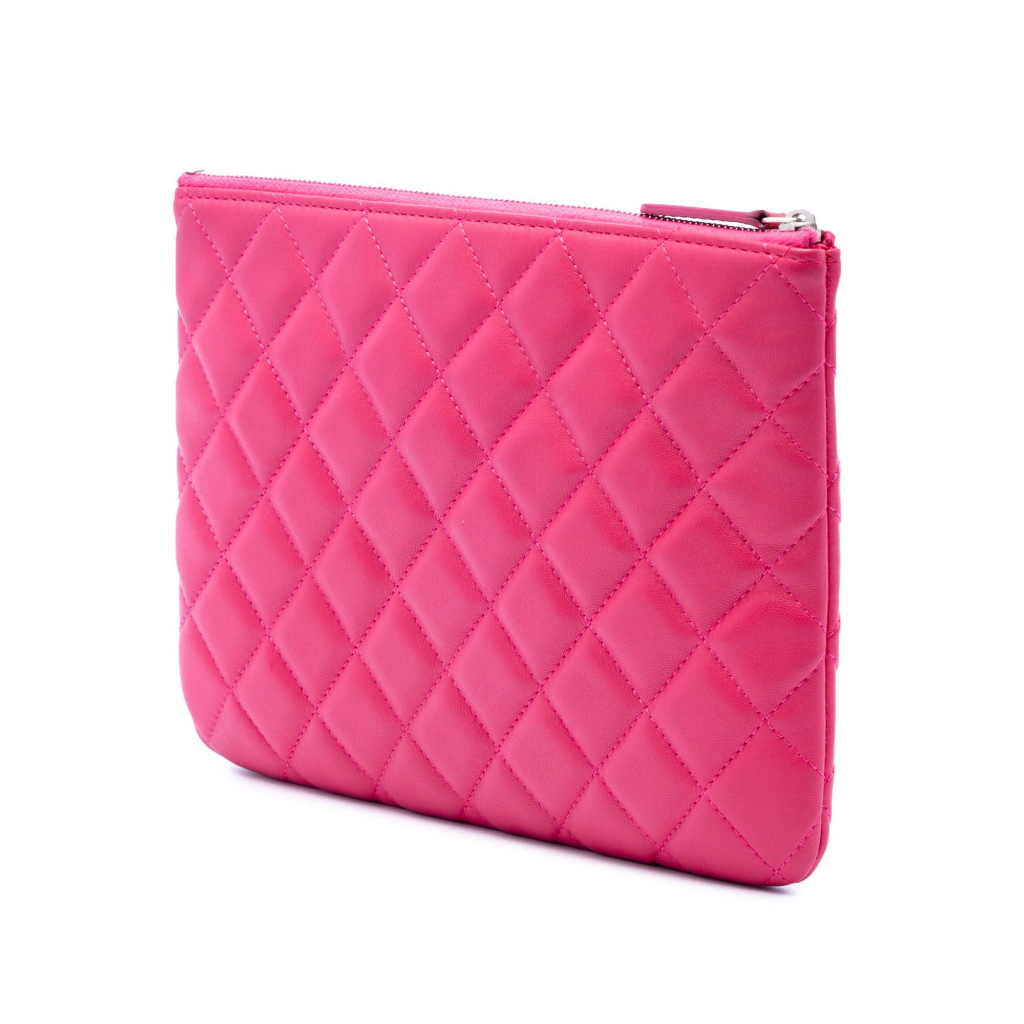 Chanel Small Quilted Lambskin O Case Clutch Size ONE SIZE - 2 Thumbnail