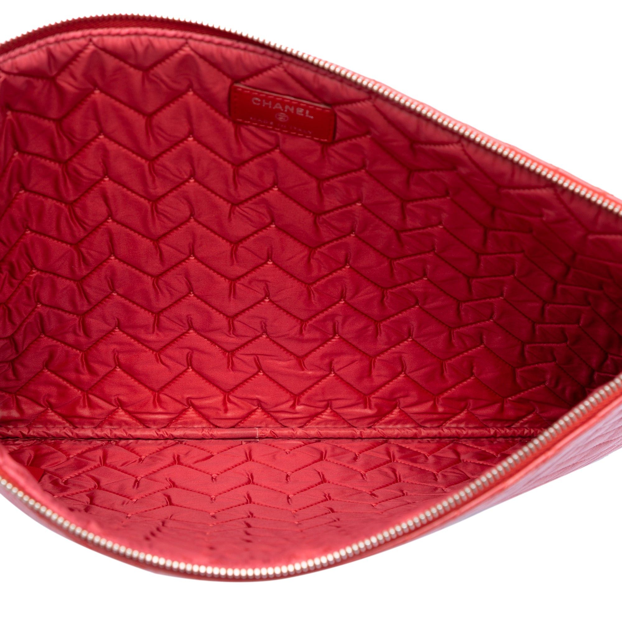Chanel Large Diagonal Quilted Lambskin O Case Clutch Size ONE SIZE - 4 Thumbnail