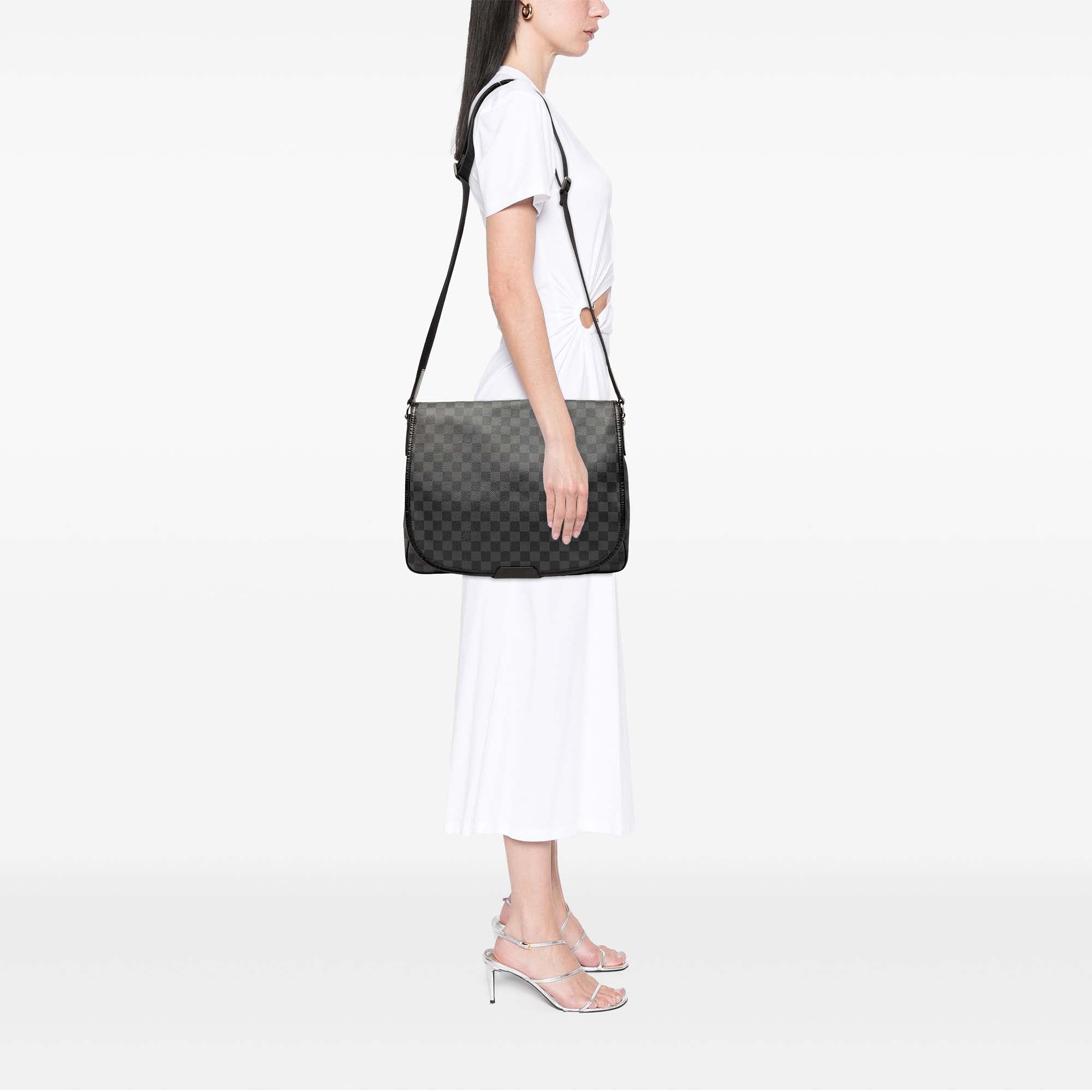 Louis Vuitton Damier Graphite Daniel GM Size ONE SIZE - 7 Thumbnail