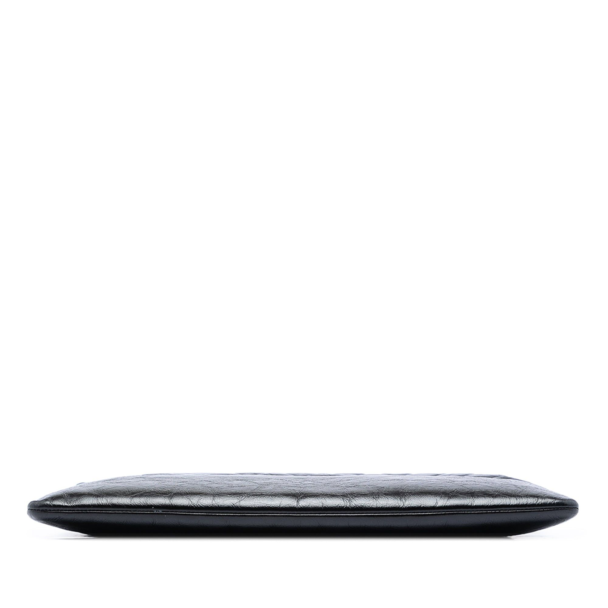 Chanel Large Aged Calfskin Gabrielle O Case Clutch Size ONE SIZE - 3 Thumbnail