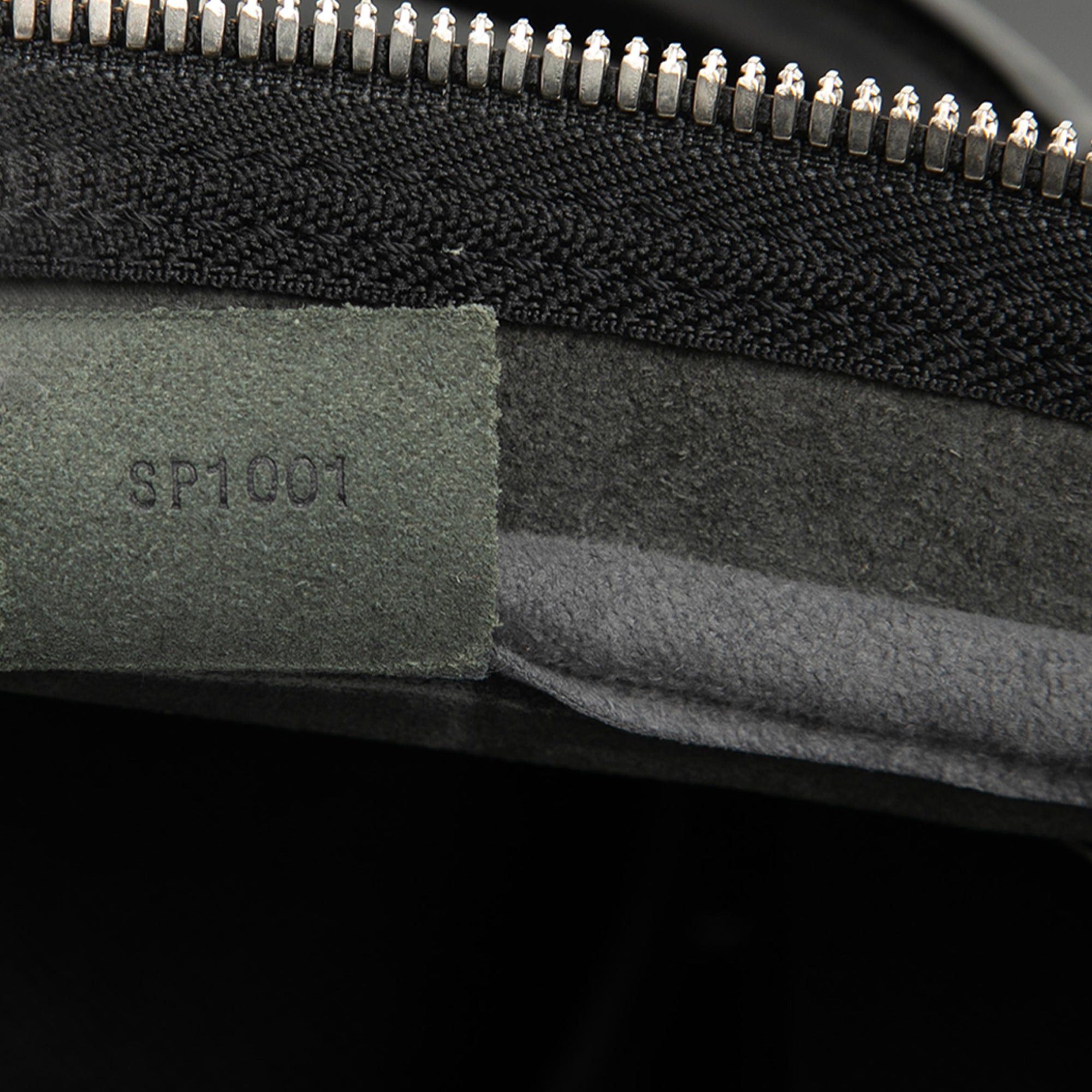 Louis Vuitton Taiga Kendall GM Size ONE SIZE - 6 Thumbnail