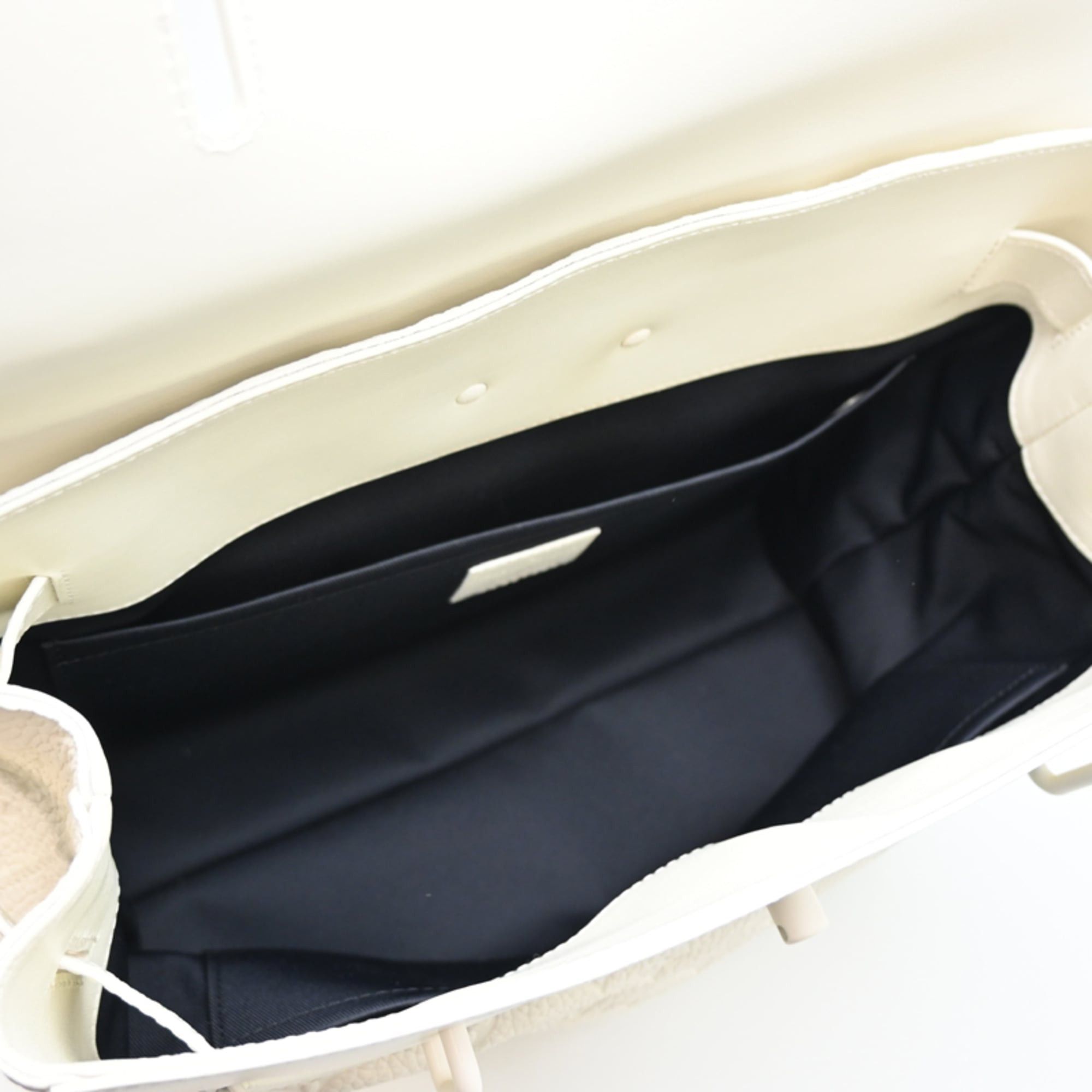 Louis Vuitton Louis Vuitton Steamer PM Women's/Men's Shoulder Bag M53279 (Discontinued) Monogram Empreinte Blanc (White) Size ONE SIZE - 6 Thumbnail