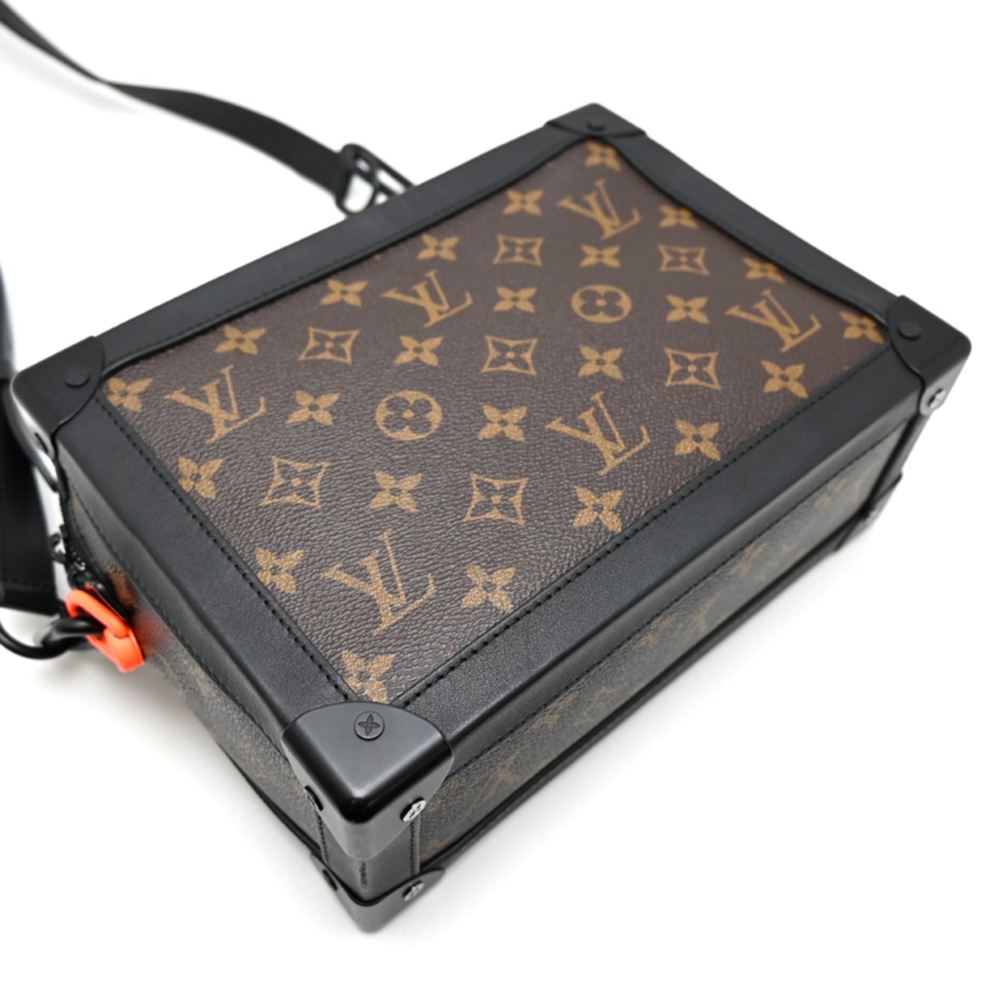 Louis Vuitton Louis Vuitton Solar Ray Soft Trunk Women's/Men's Shoulder Bag M44478 (Discontinued) Monogram Marron Black Size ONE SIZE - 4 Thumbnail