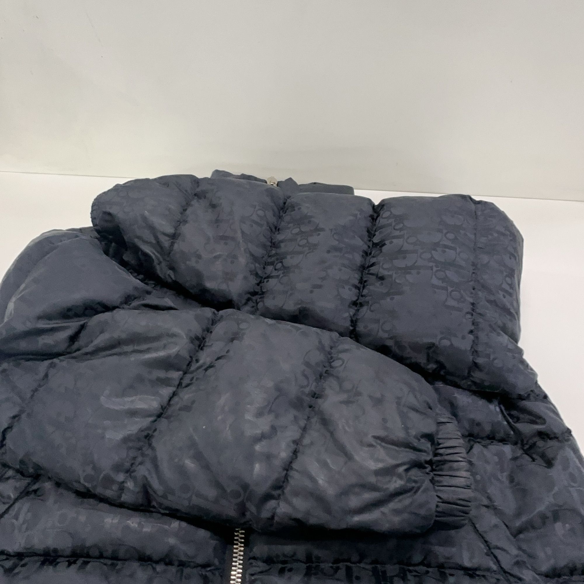 Dior Stylish Black Puffer Jacket in Size S Size US S / EU 44-46 / 1 - 10 Thumbnail