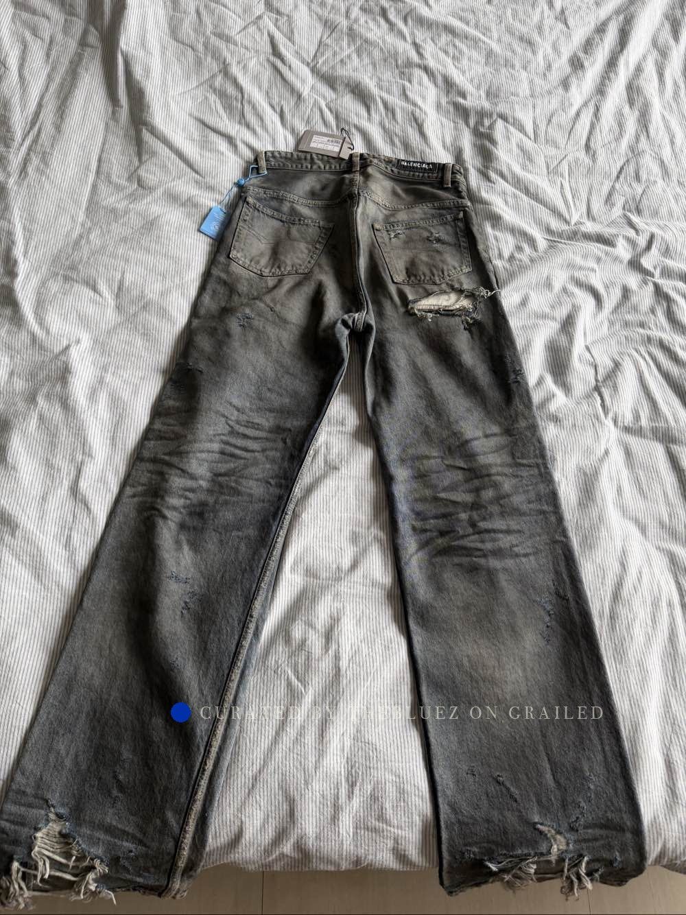 Balenciaga Distressed Blue Denim Jeans in Size 28 Size US 28 / EU 44 - 2 Thumbnail