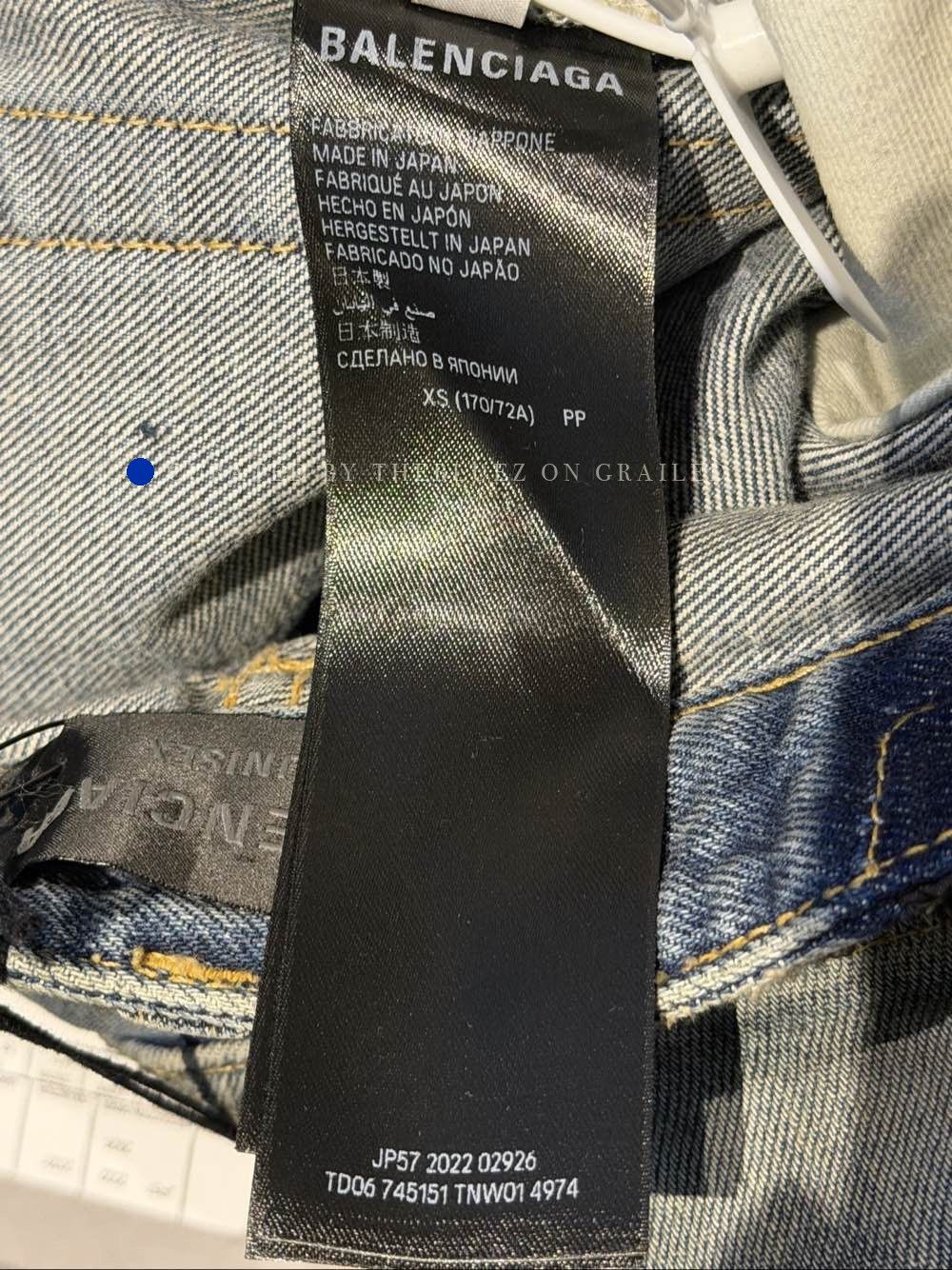 Balenciaga Distressed Blue Denim Jeans in Size 28 Size US 28 / EU 44 - 4 Thumbnail