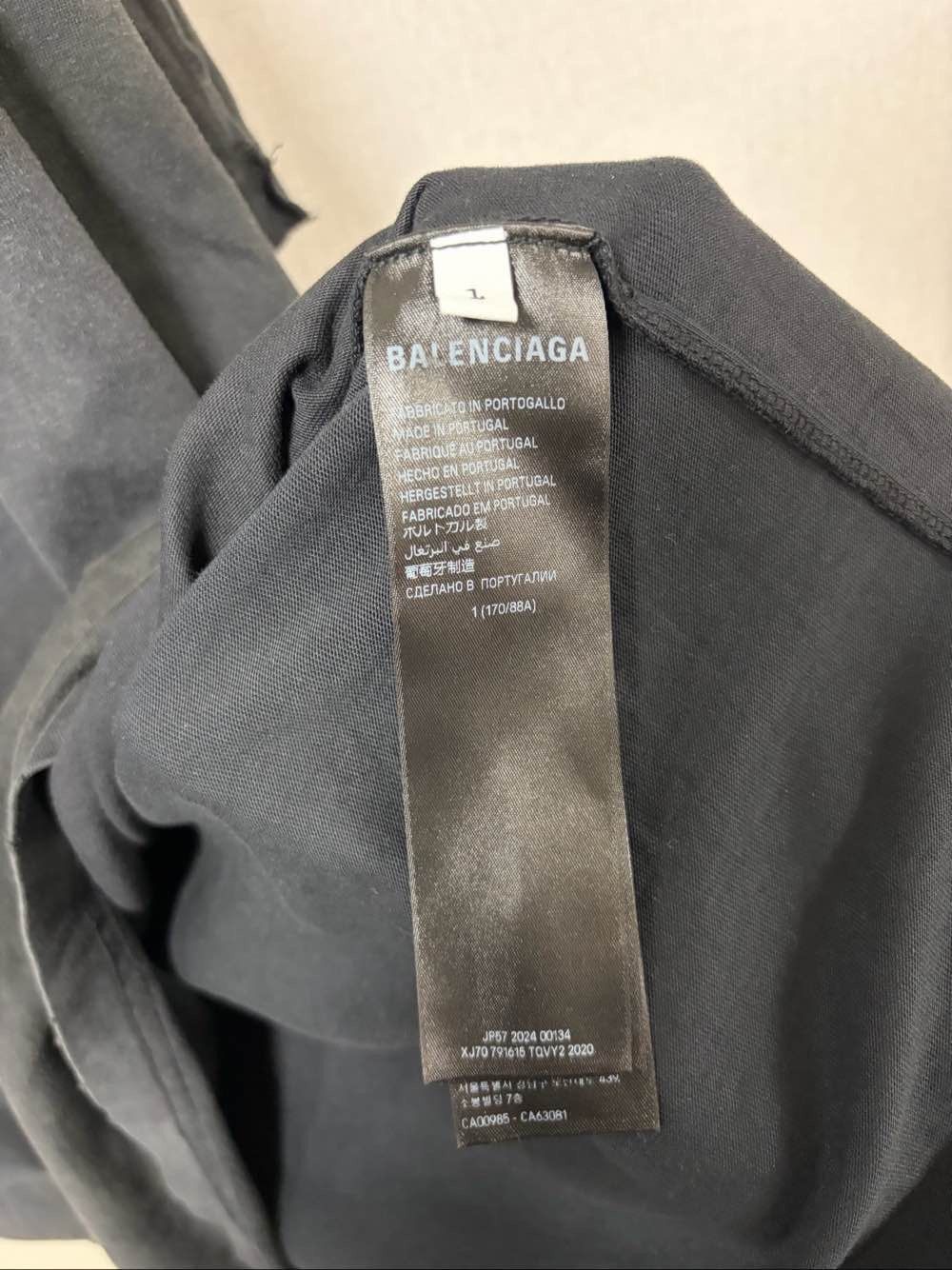Balenciaga Eiffel Tower Graphic T-Shirt in Black Size US S / EU 44-46 / 1 - 4 Thumbnail