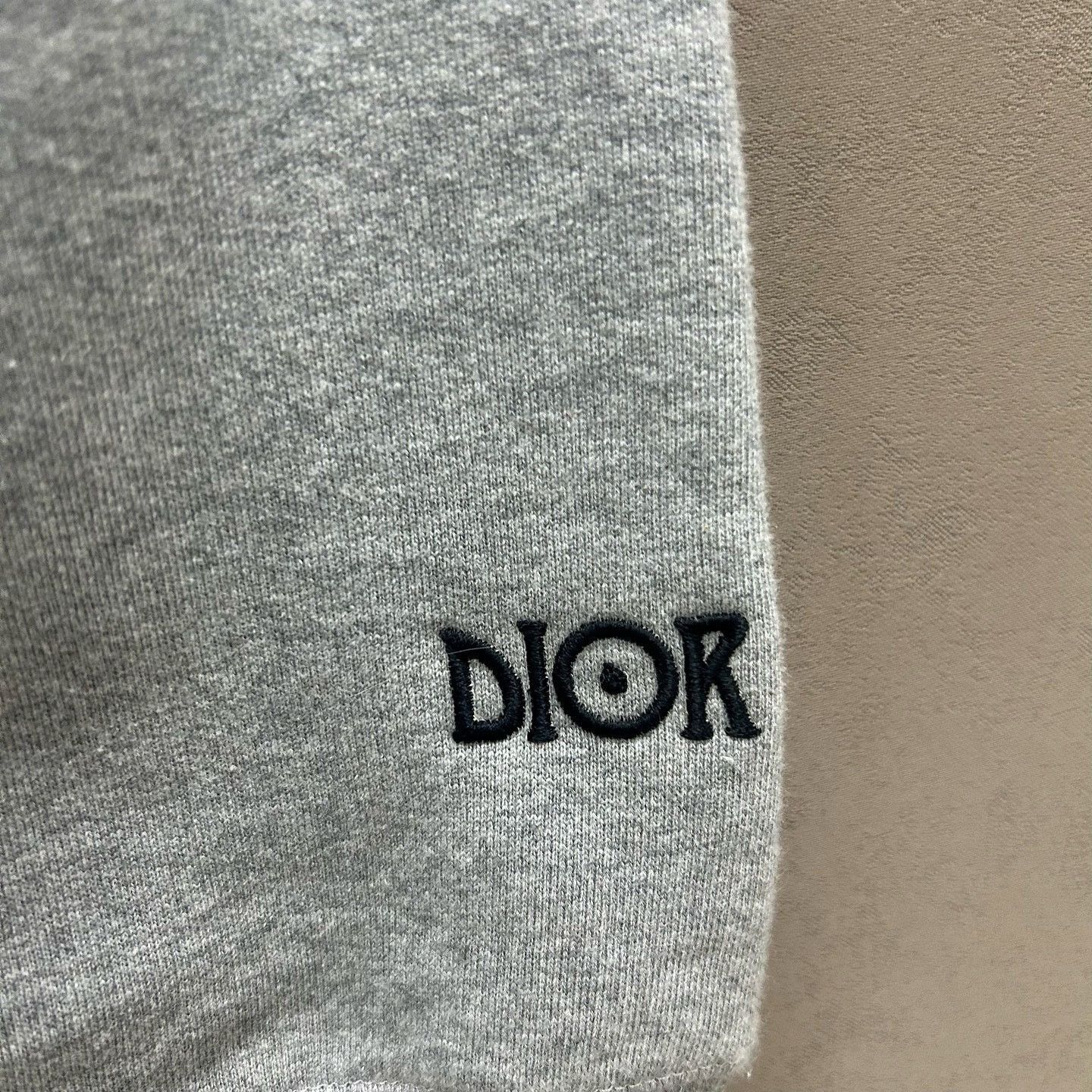 Dior Gray Crewneck Sweatshirt with Unique Print Size US S / EU 44-46 / 1 - 7 Thumbnail