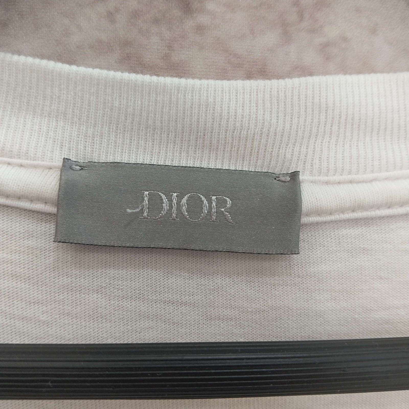 Dior Minimalist Graphic Print Tee in White Size US M / EU 48-50 / 2 - 3 Thumbnail