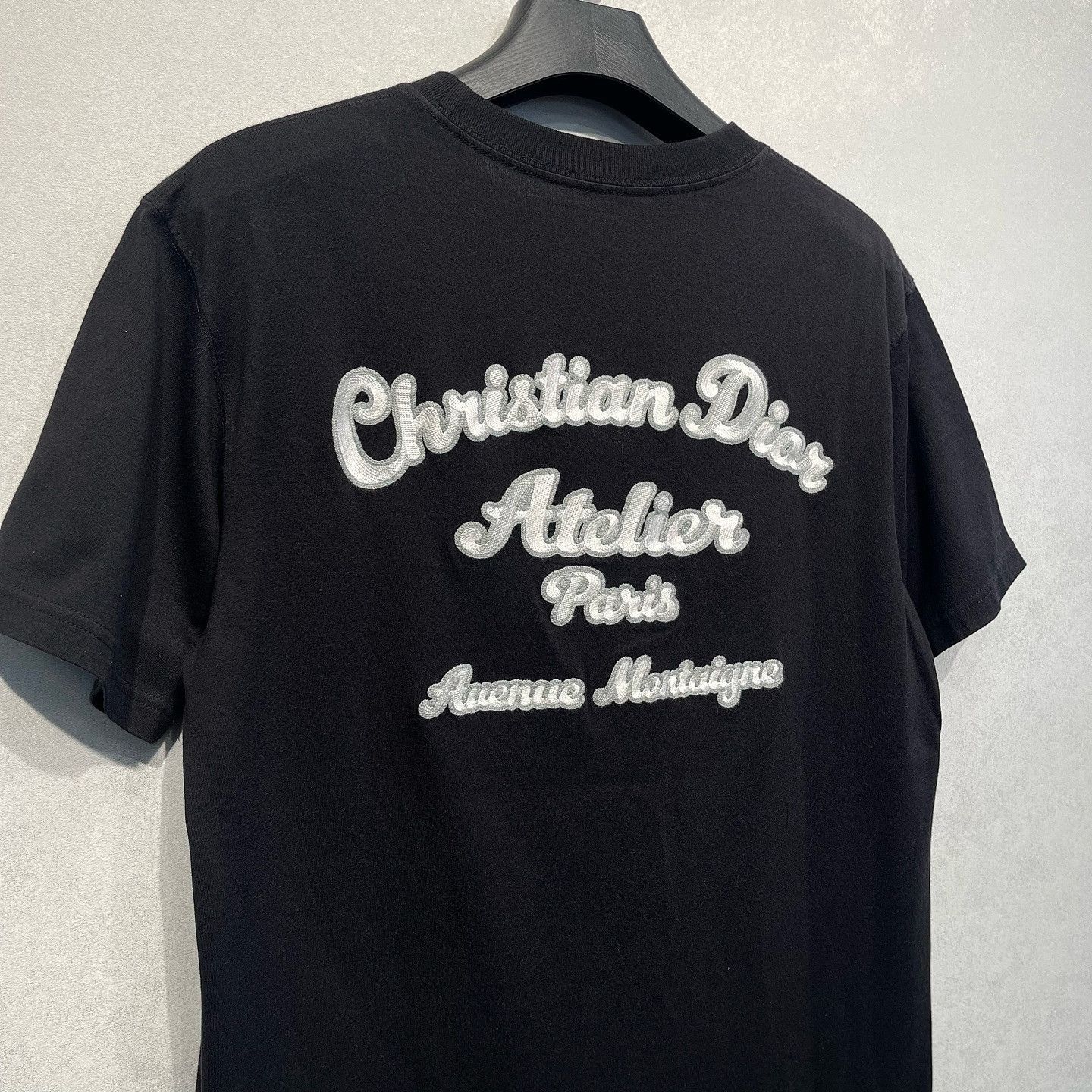 Dior Embroidered Pocket T-Shirt in Black Size US S / EU 44-46 / 1 - 6 Thumbnail