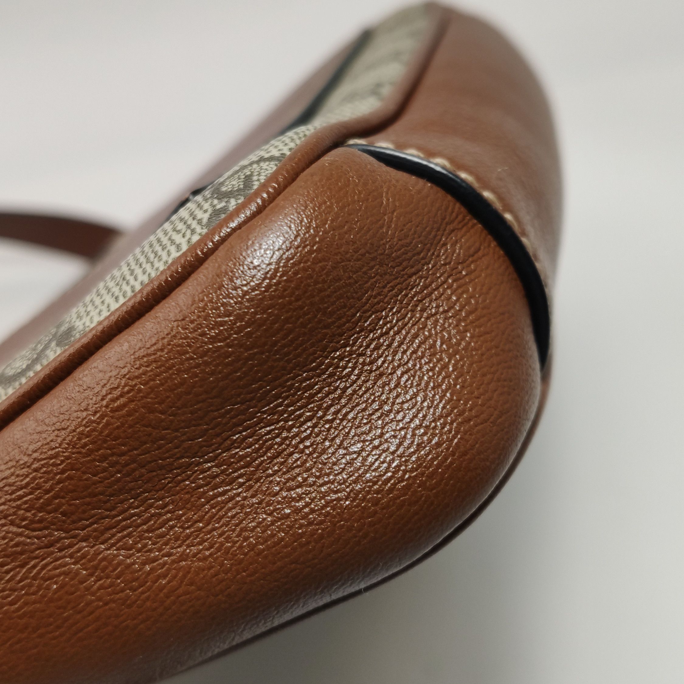 Gucci Gucci Women os Crossbody Bags Size ONE SIZE - 19 Thumbnail