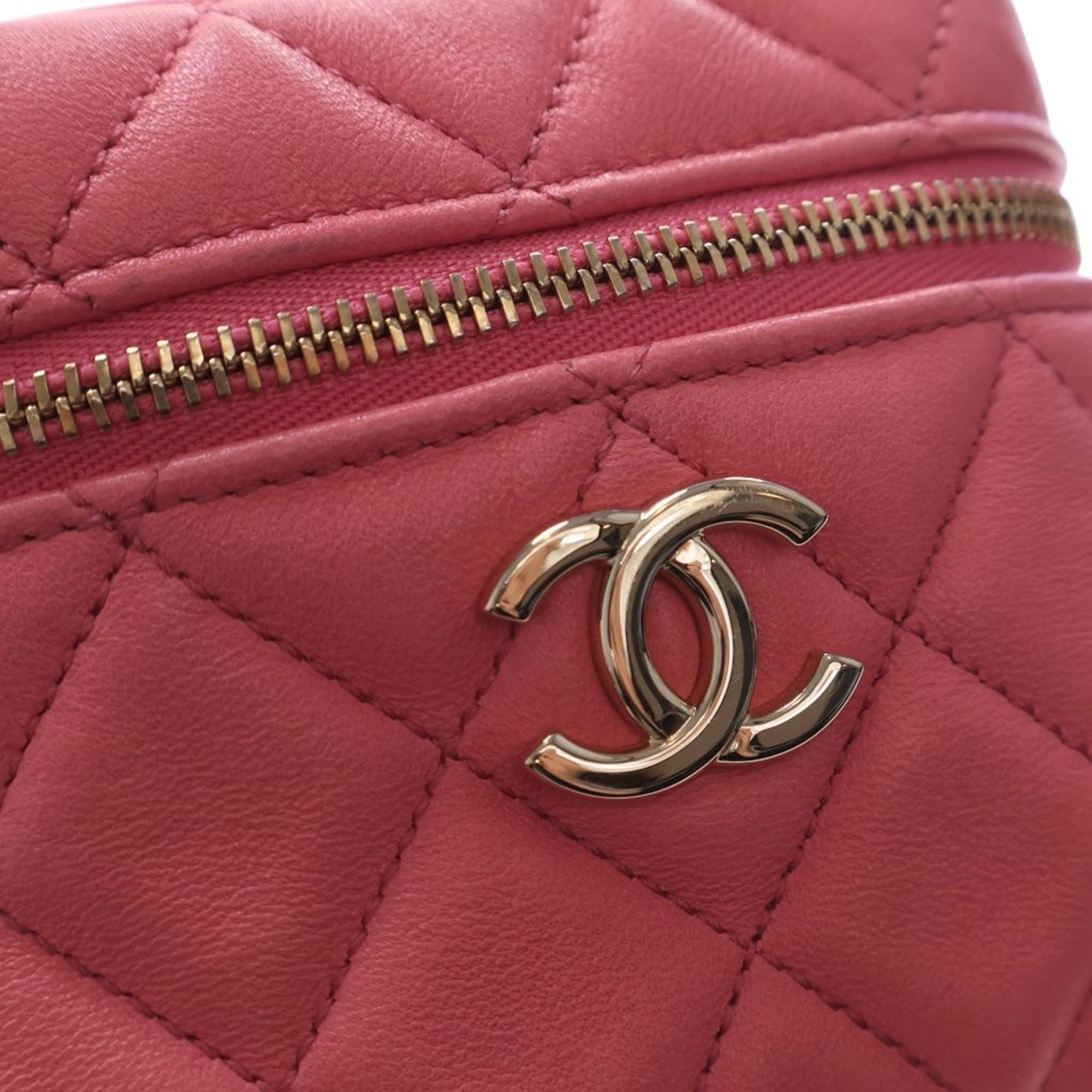 Chanel Quilted Lambskin Cube Chain Wristlet Case Size ONE SIZE - 5 Thumbnail