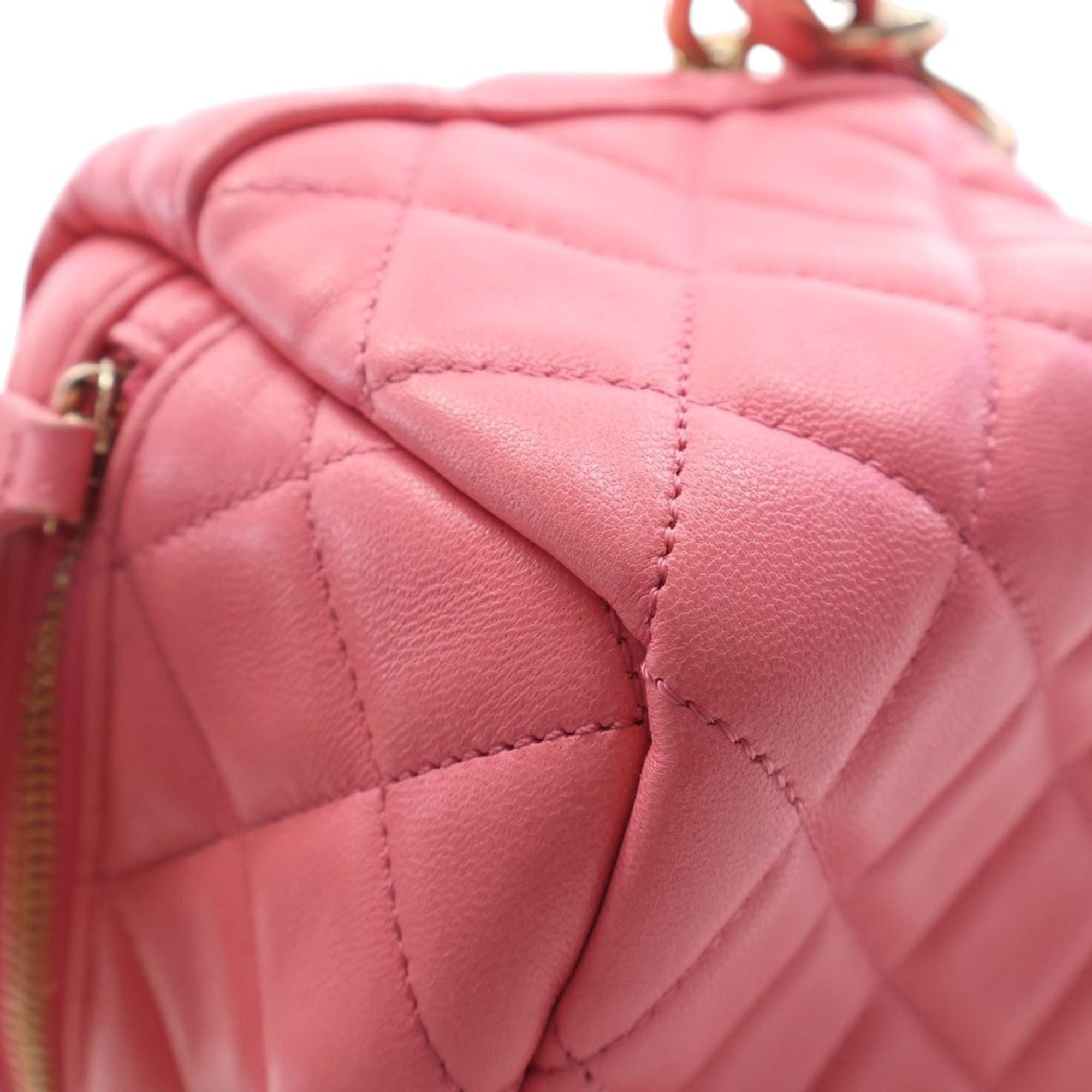 Chanel Quilted Lambskin Cube Chain Wristlet Case Size ONE SIZE - 8 Thumbnail