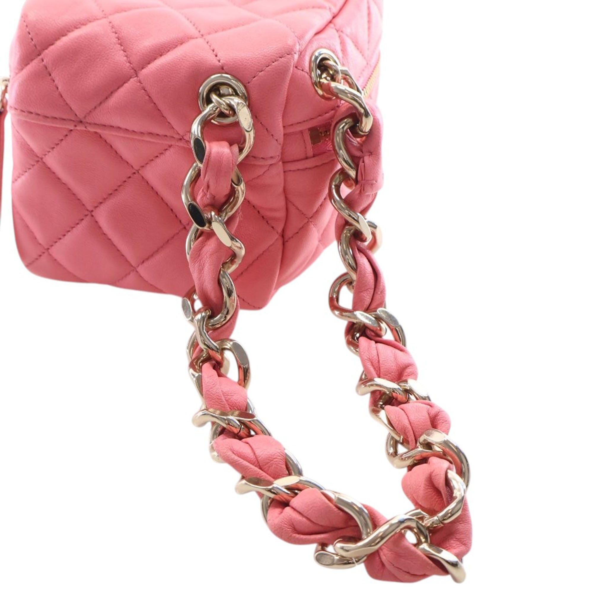 Chanel Quilted Lambskin Cube Chain Wristlet Case Size ONE SIZE - 7 Thumbnail