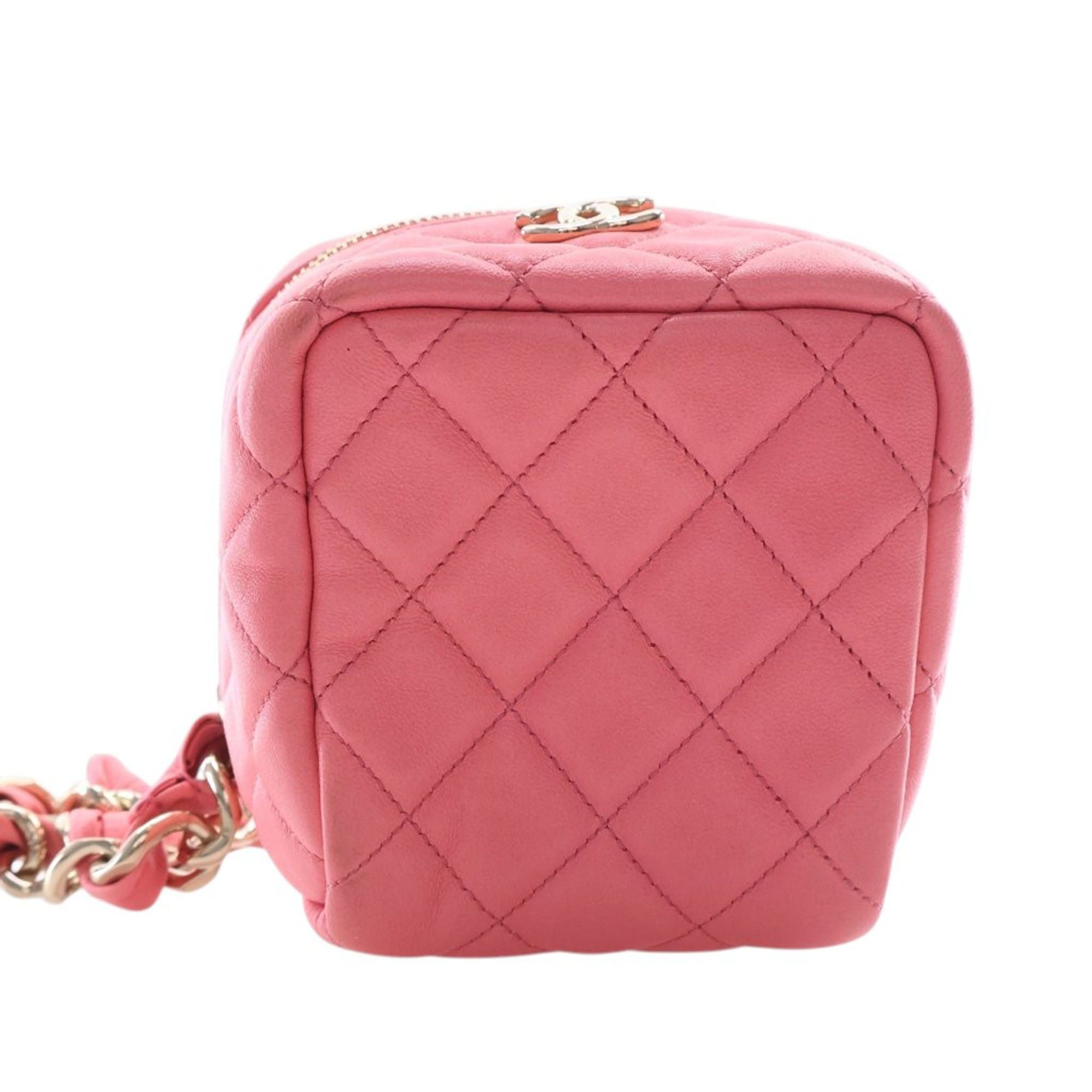 Chanel Quilted Lambskin Cube Chain Wristlet Case Size ONE SIZE - 3 Thumbnail