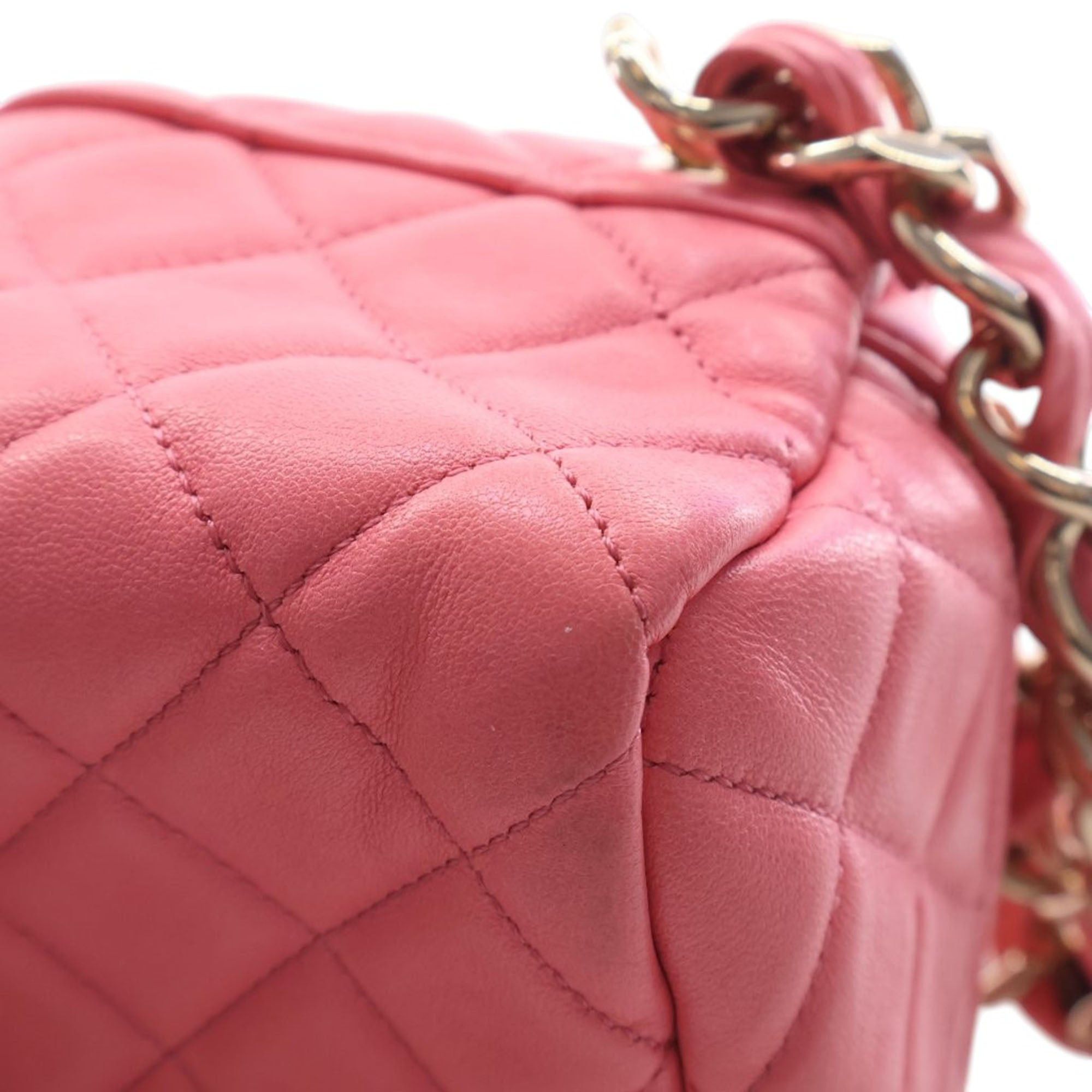 Chanel Quilted Lambskin Cube Chain Wristlet Case Size ONE SIZE - 9 Thumbnail