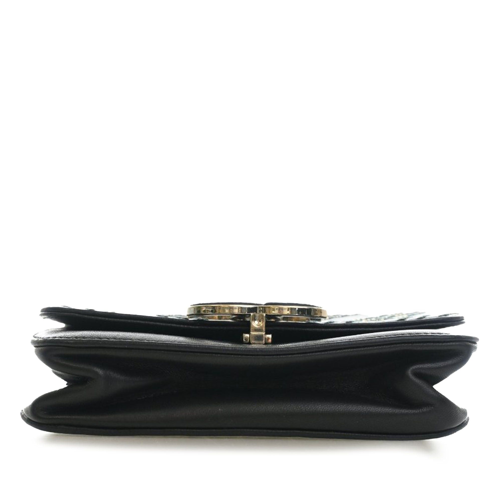 Chanel Small Chevron Sheepskin Subtle Flap Size ONE SIZE - 3 Thumbnail