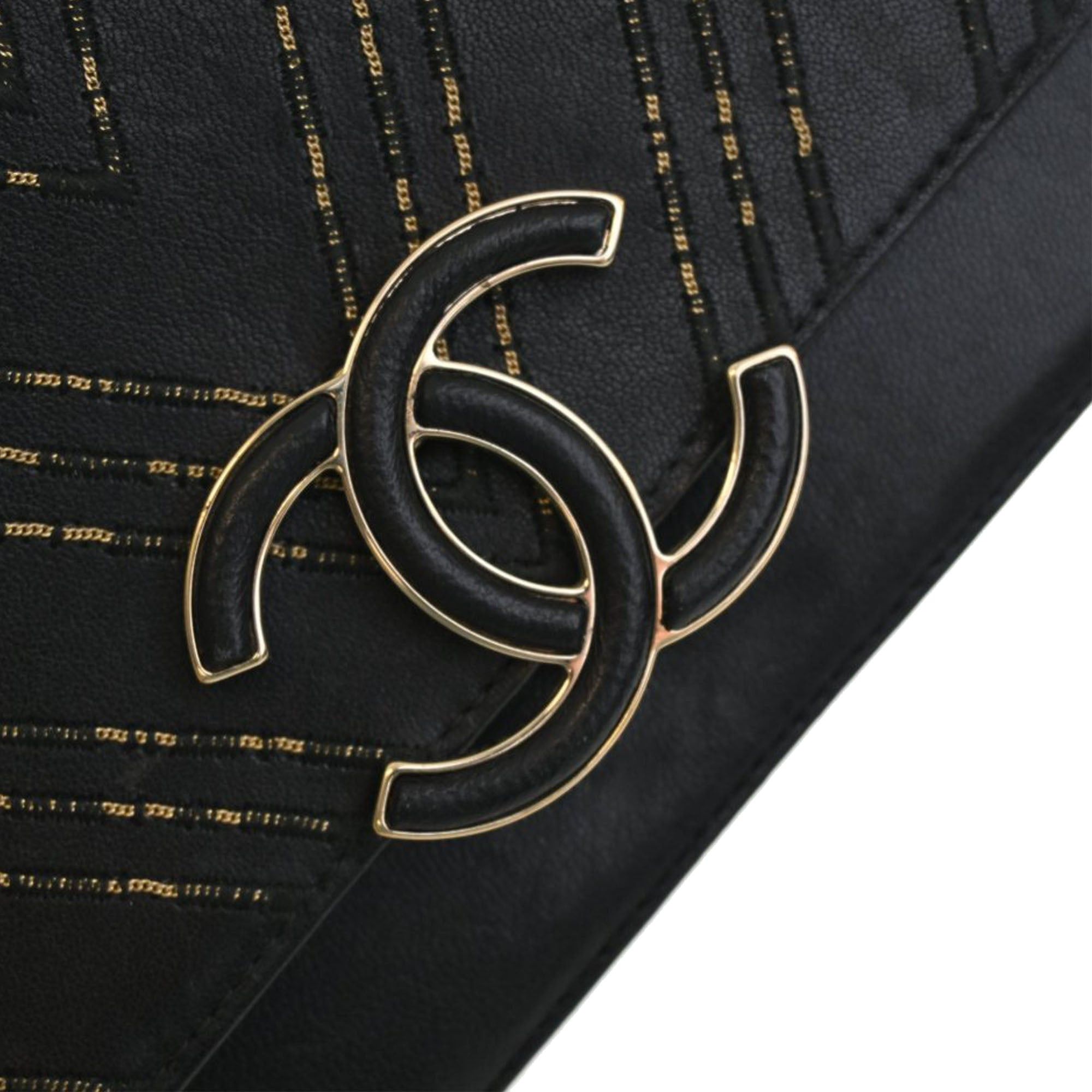 Chanel Small Chevron Sheepskin Subtle Flap Size ONE SIZE - 5 Thumbnail
