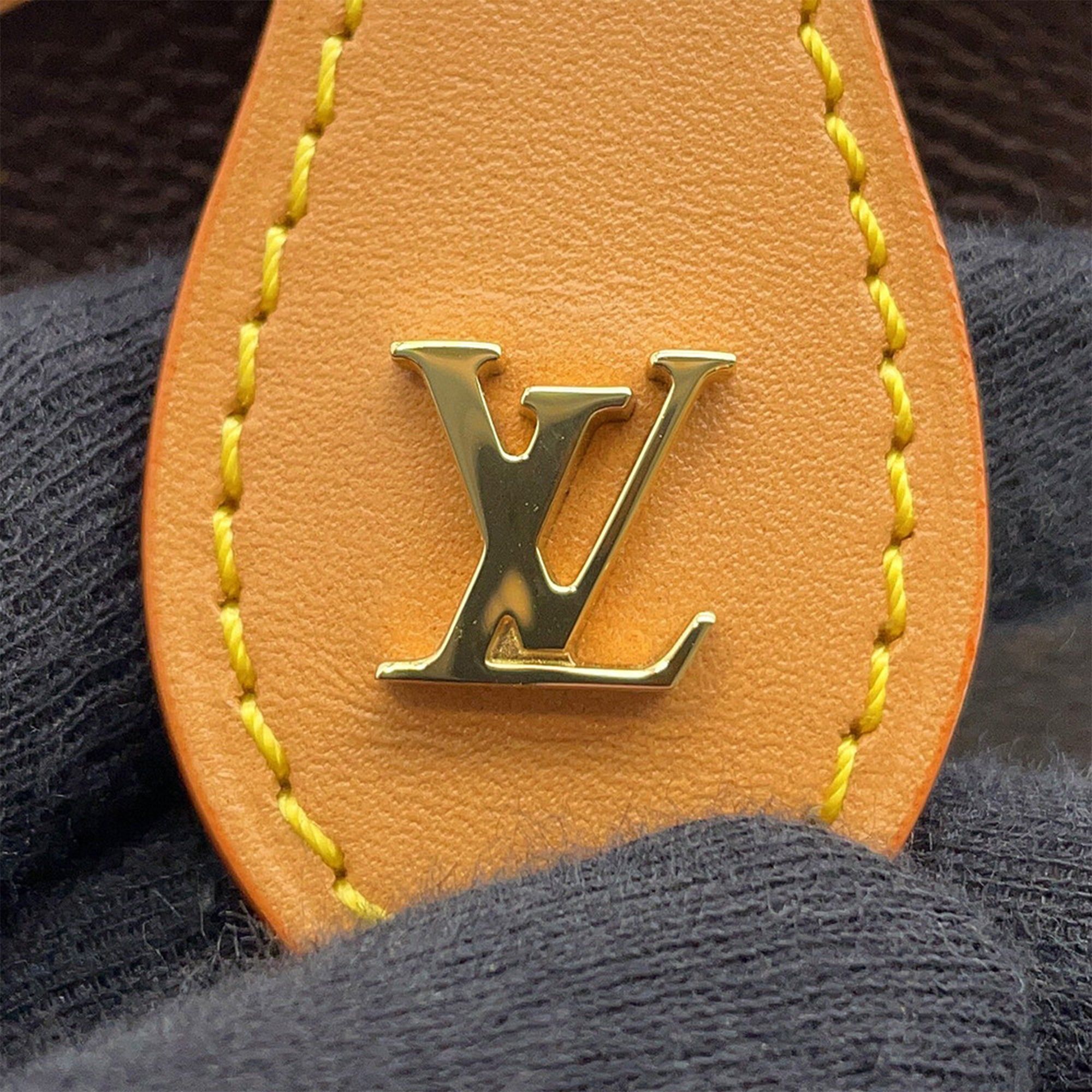 Louis Vuitton Monogram Fold Me Pouch Size ONE SIZE - 7 Thumbnail