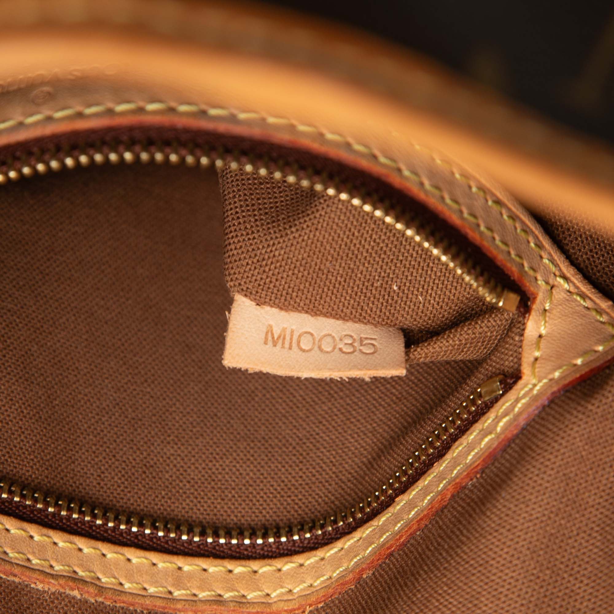 Louis Vuitton Monogram Batignolles Vertical Tote Size ONE SIZE - 6 Thumbnail