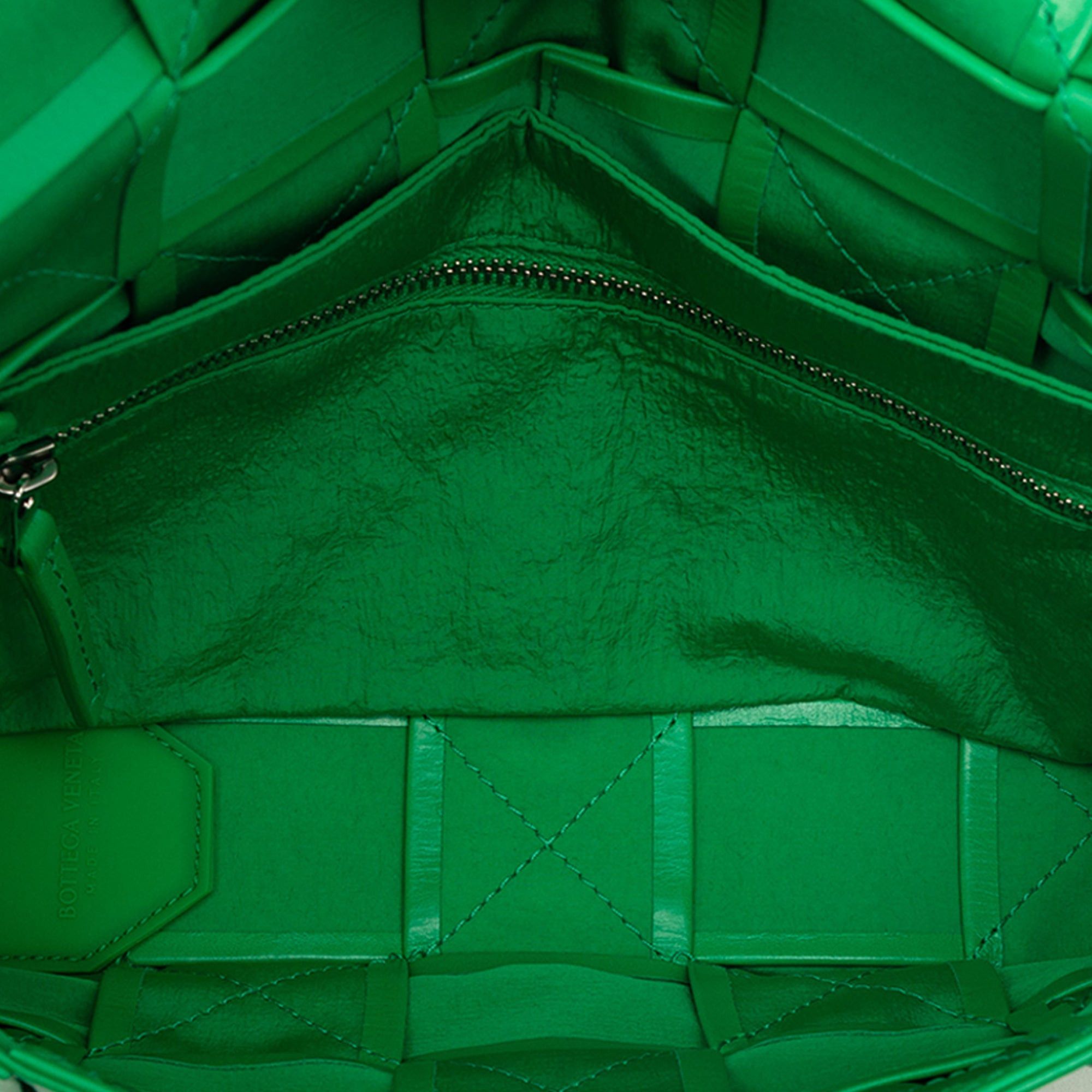 Bottega Veneta Small Paper Calfskin Intrecciato Cassette Crossbody Size ONE SIZE - 4 Thumbnail