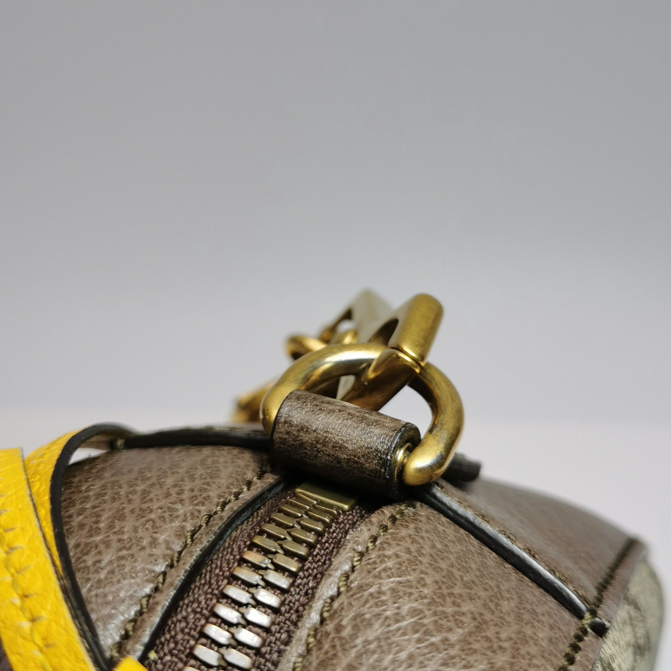 Gucci Gucci Women os Shoulder Bags Size ONE SIZE - 10 Thumbnail