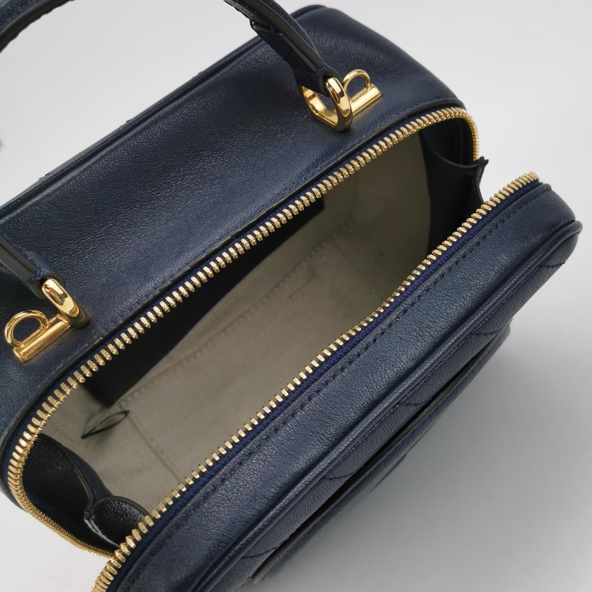 Gucci Gucci Women os Shoulder Bags Size ONE SIZE - 5 Thumbnail