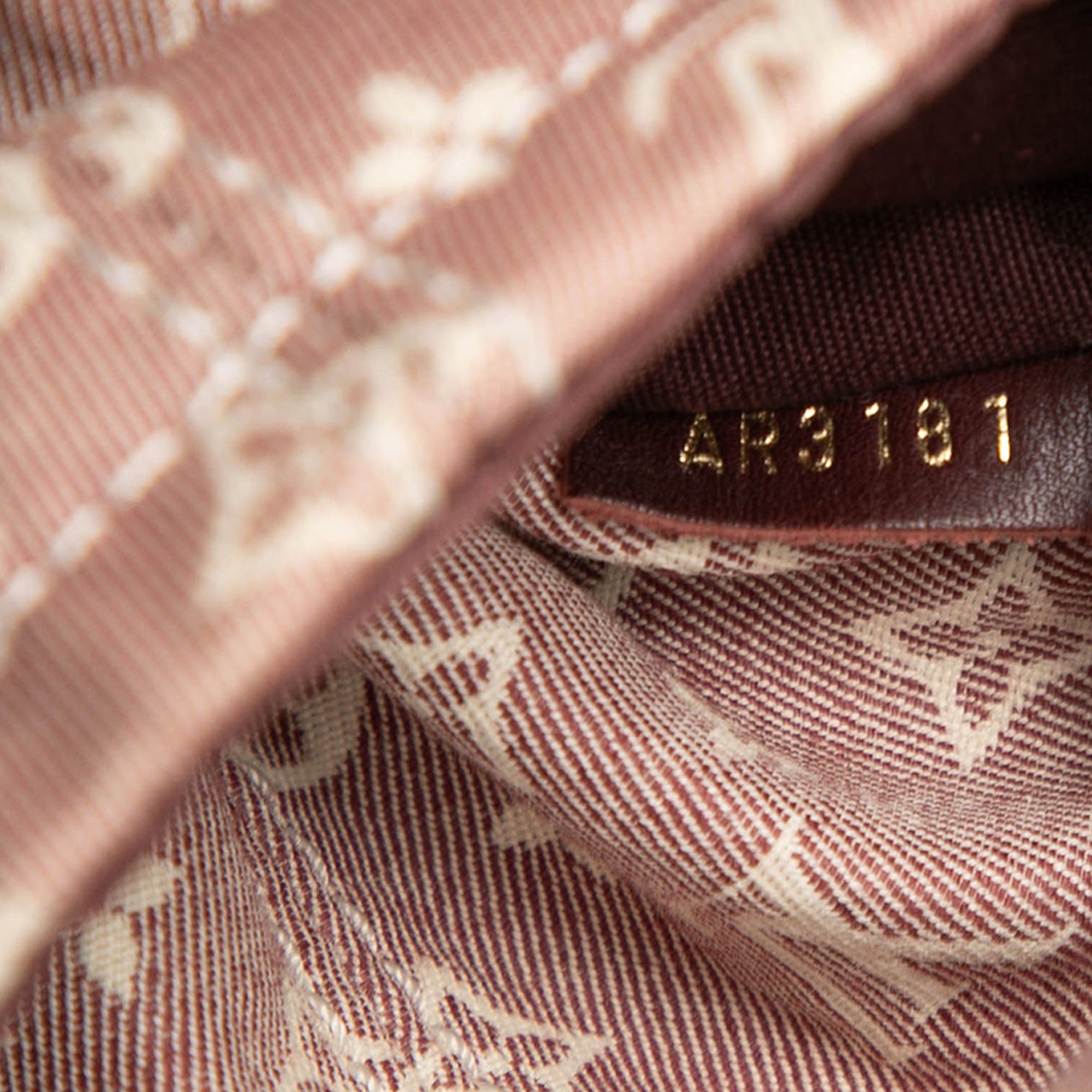 Louis Vuitton Monogram Idylle Romance Size ONE SIZE - 5 Thumbnail
