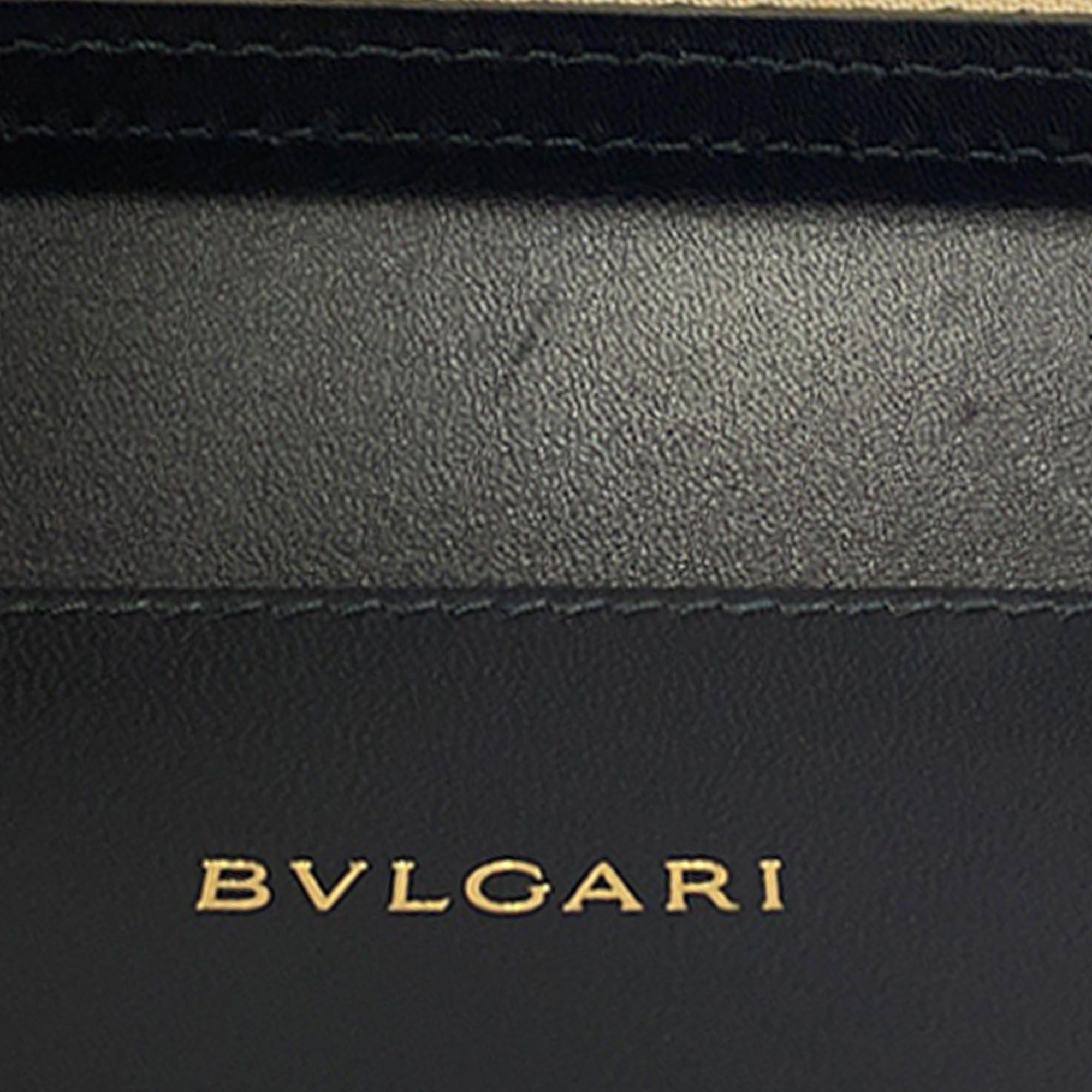 Bvlgari Embossed Leather Serpenti Forever Vanity Bag Size ONE SIZE - 7 Thumbnail