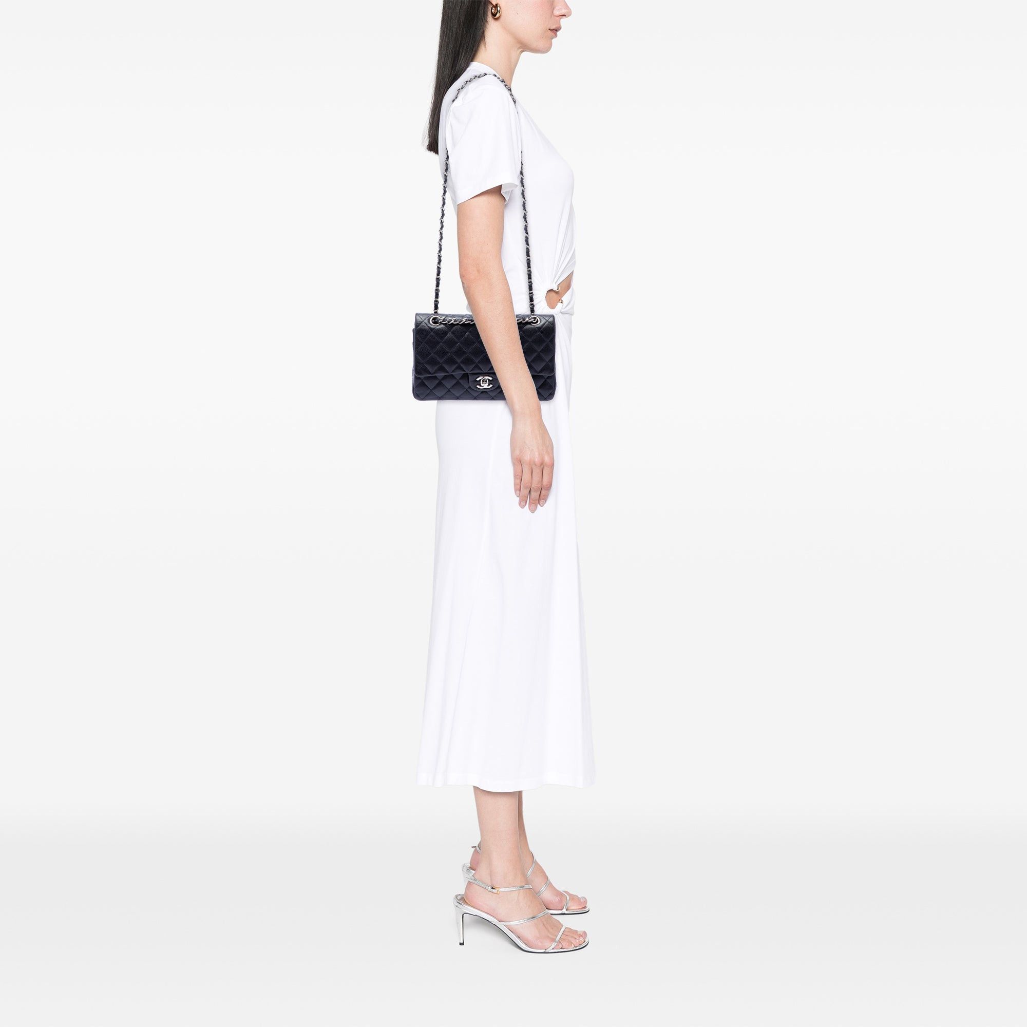 Chanel Medium Classic Caviar Double Flap Size ONE SIZE - 6 Thumbnail