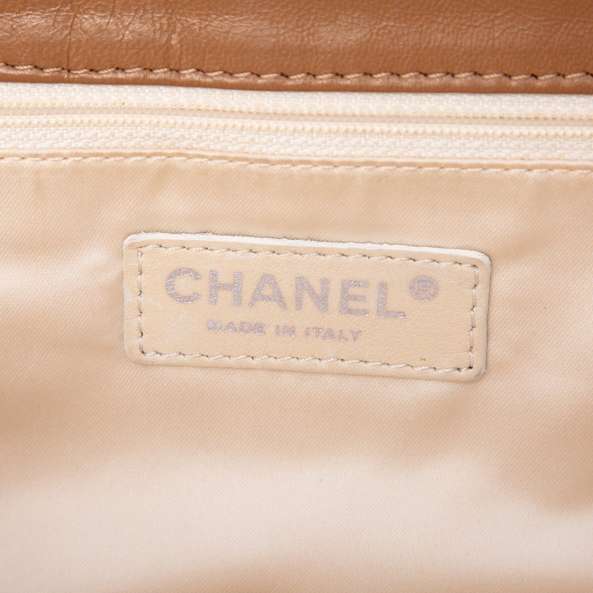 Chanel Quilted Aged Lambskin Reissue 2.55 East West Flap Size ONE SIZE - 5 Thumbnail