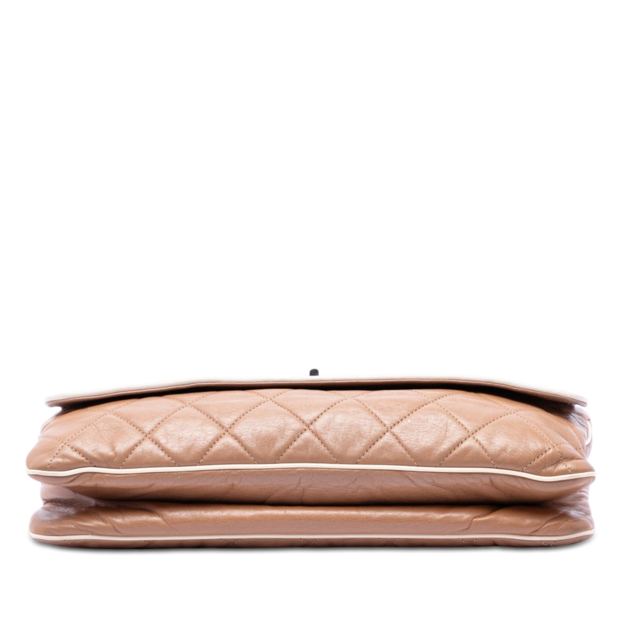 Chanel Quilted Aged Lambskin Reissue 2.55 East West Flap Size ONE SIZE - 3 Thumbnail