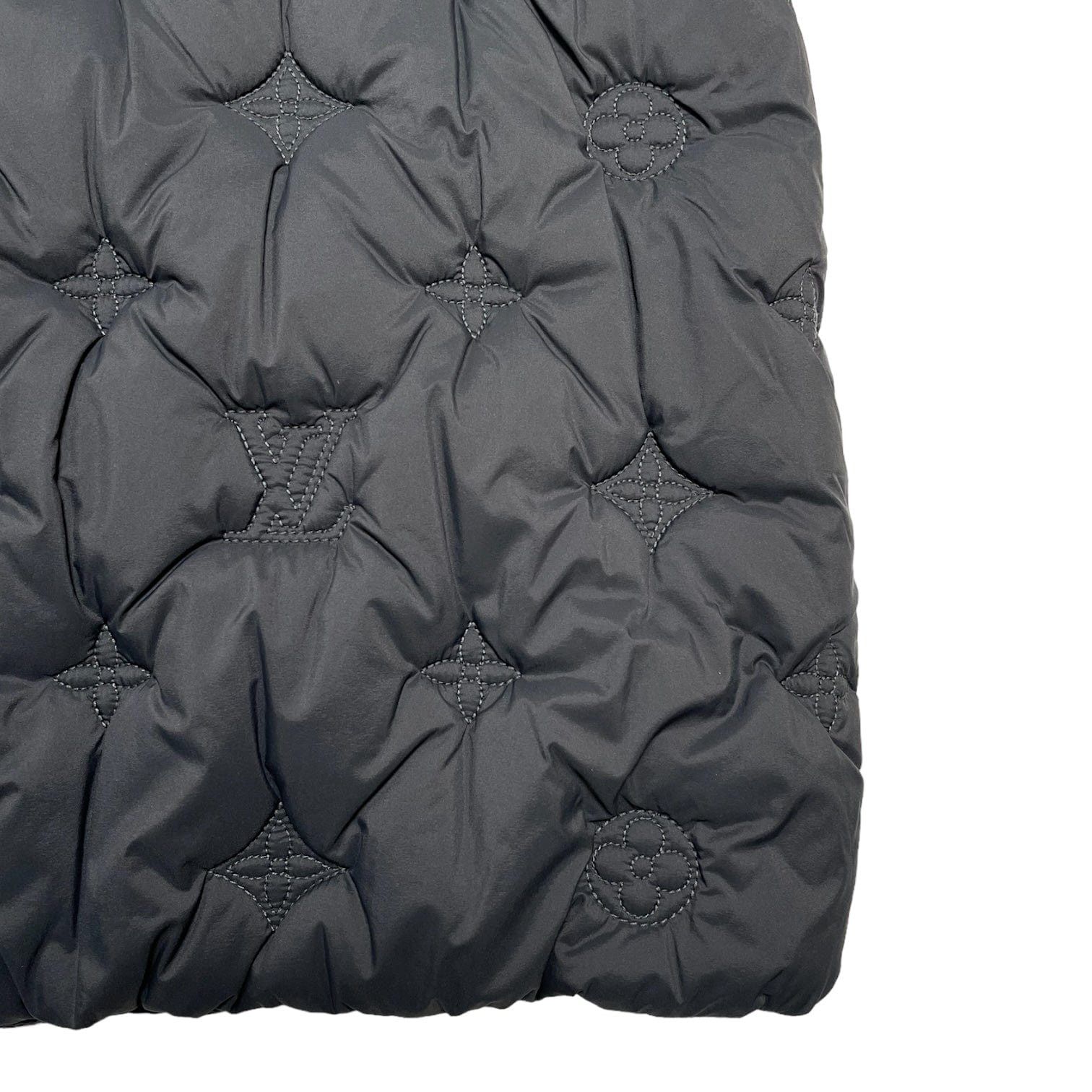 Louis Vuitton Monogram Quilted Vest Grey Size US XL / EU 56 / 4 - 3 Thumbnail