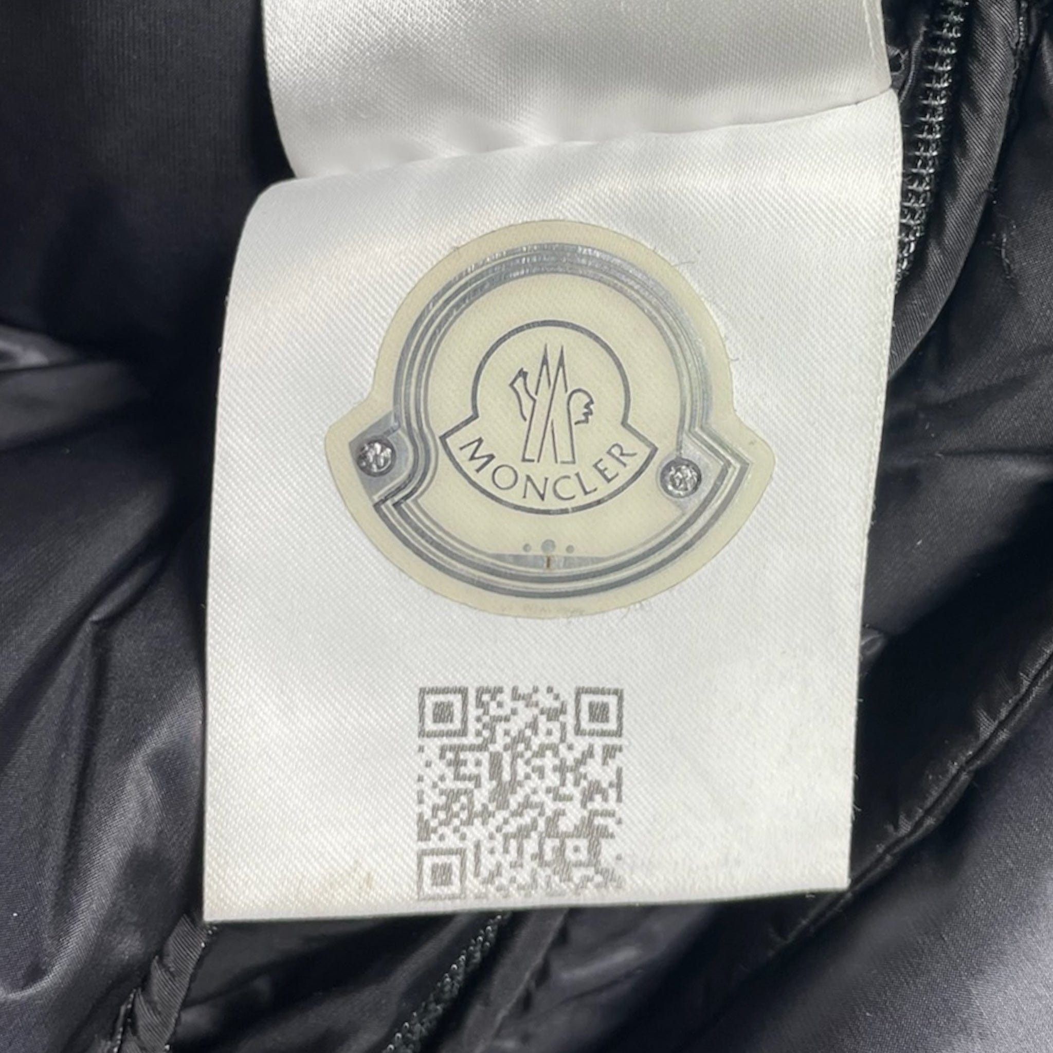 Moncler Montvernier Short Down Jacket Black Size US XXL / EU 58 / 5 - 7 Thumbnail