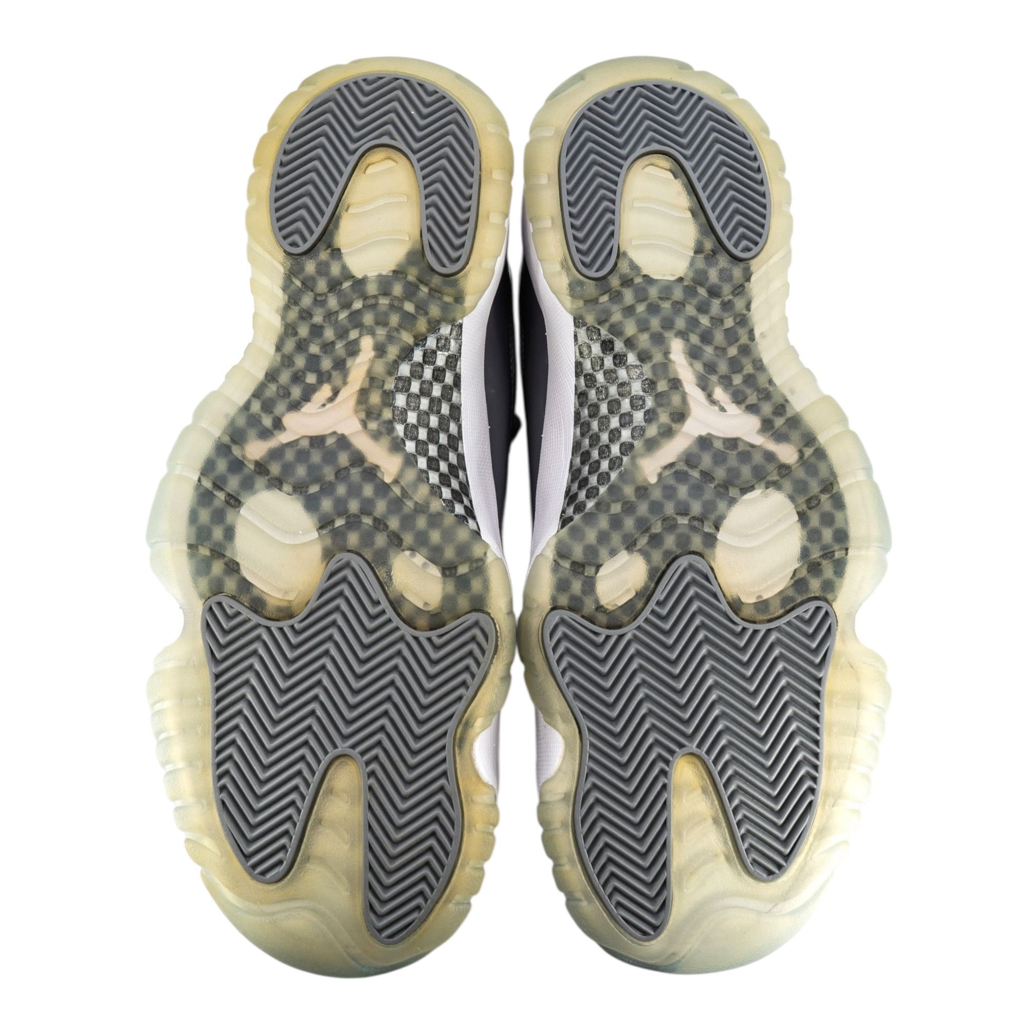 Nike 11 Retro Low Cool Grey Size US 9.5 / EU 42-43 - 7 Thumbnail