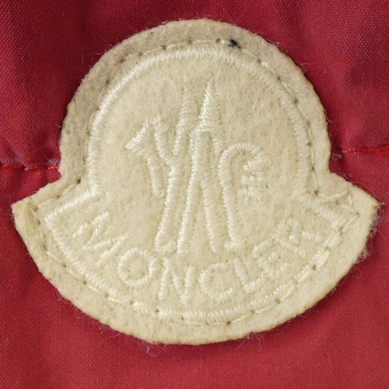 Moncler Moncler Moncler V GYANTSE Down Vest Textile Outerwear GYANTSE DUTY FREE for USA Size ONE SIZE - 10 Thumbnail