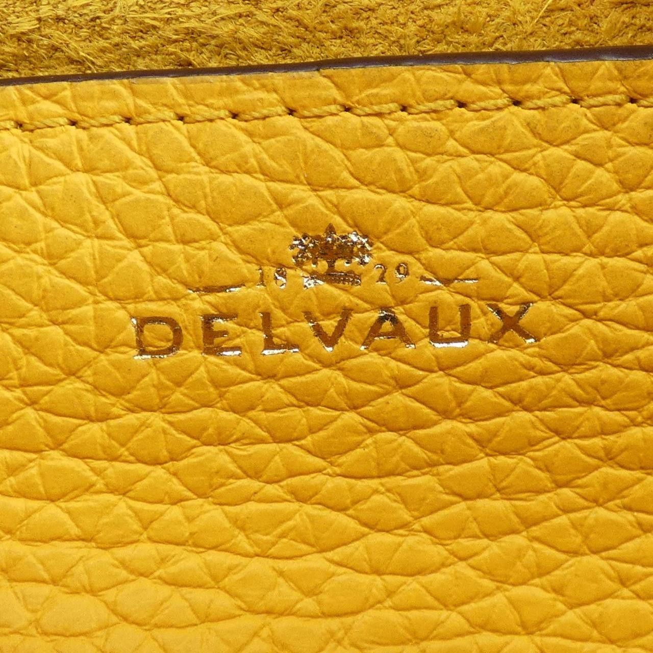 Delvaux Delvaux Delvaux COOL BOX Taurillon Soft bag Leather Handbag AA0463AQY DUTY FREE for USA Size ONE SIZE - 5 Thumbnail